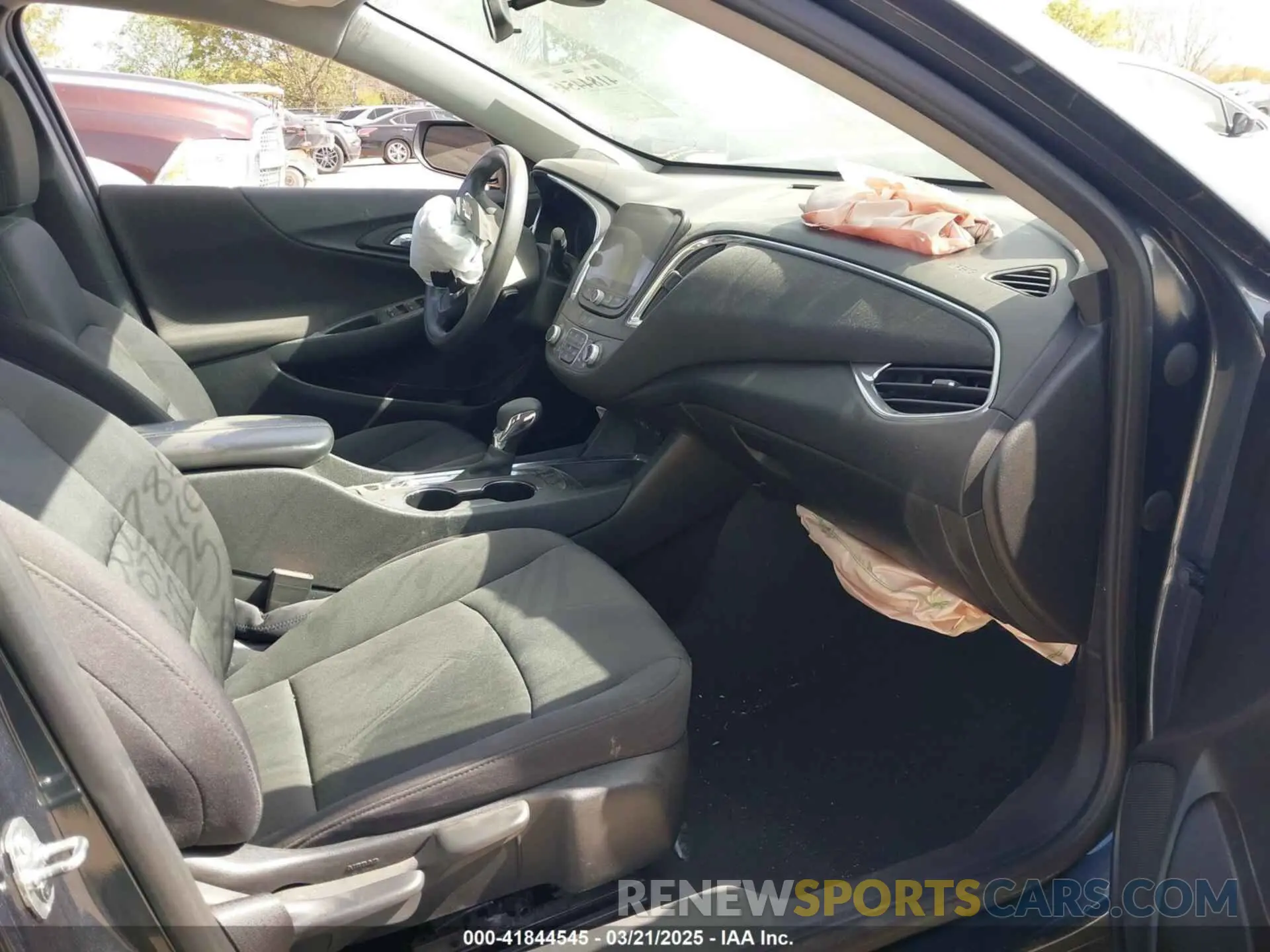 5 Photograph of a damaged car 1G1ZD5ST8MF072110 CHEVROLET MALIBU 2021