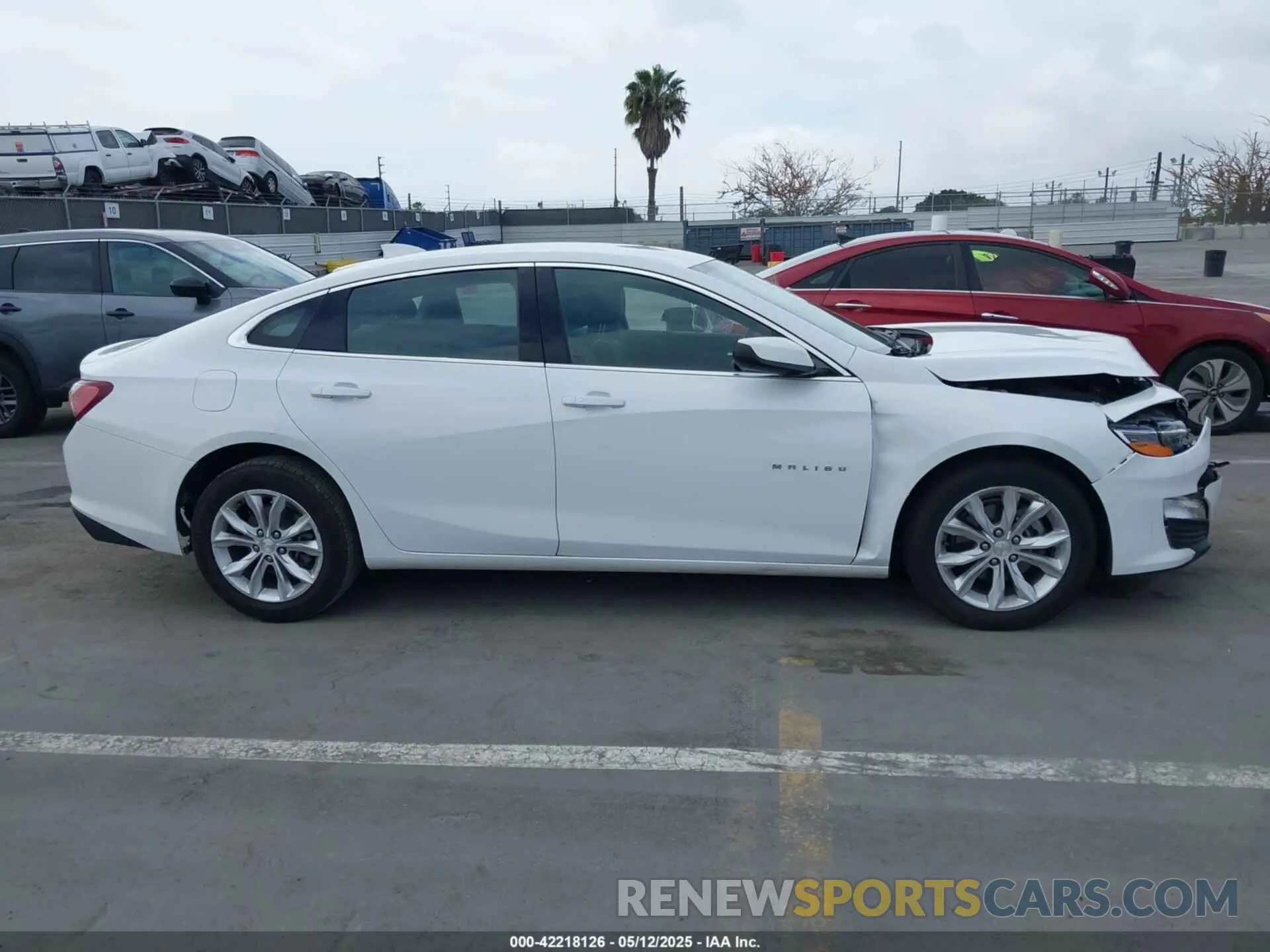 13 Фотография поврежденного автомобиля 1G1ZD5STXMF046060 CHEVROLET MALIBU 2021