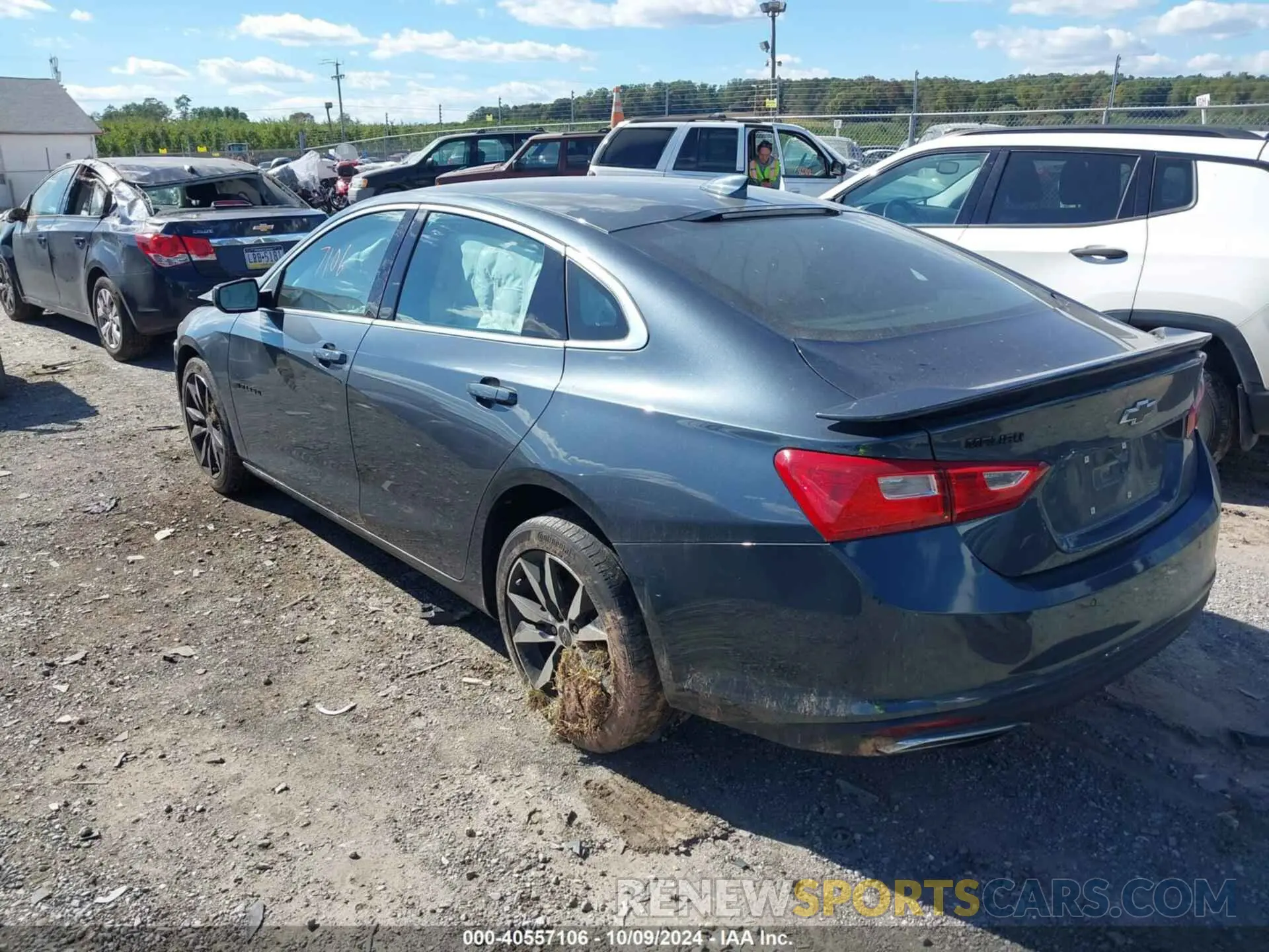 3 Фотография поврежденного автомобиля 1G1ZG5ST6MF018599 CHEVROLET MALIBU 2021
