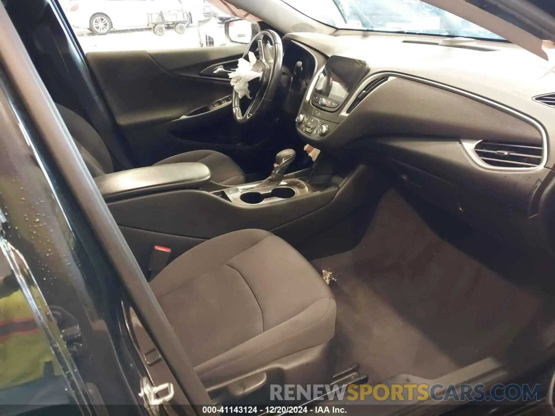 5 Photograph of a damaged car 1G1ZG5ST9MF036949 CHEVROLET MALIBU 2021