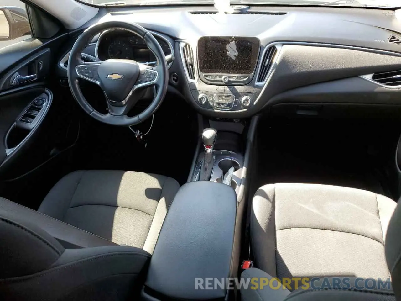 8 Photograph of a damaged car 1G1ZG5STXMF033641 CHEVROLET MALIBU 2021
