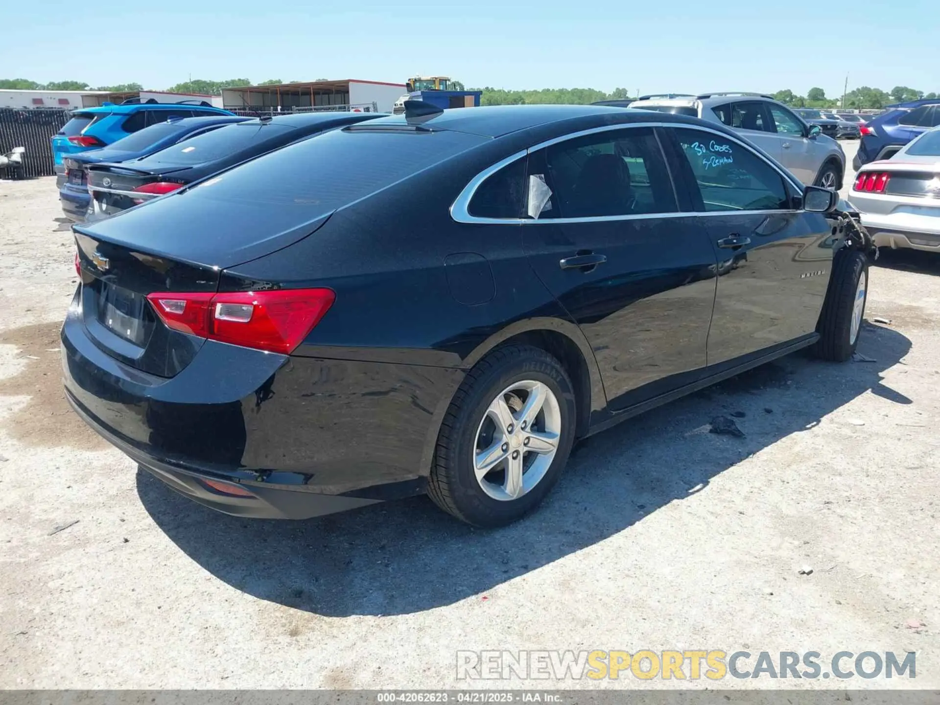 4 Фотография поврежденного автомобиля 1G1ZB5ST4NF188752 CHEVROLET MALIBU 2022