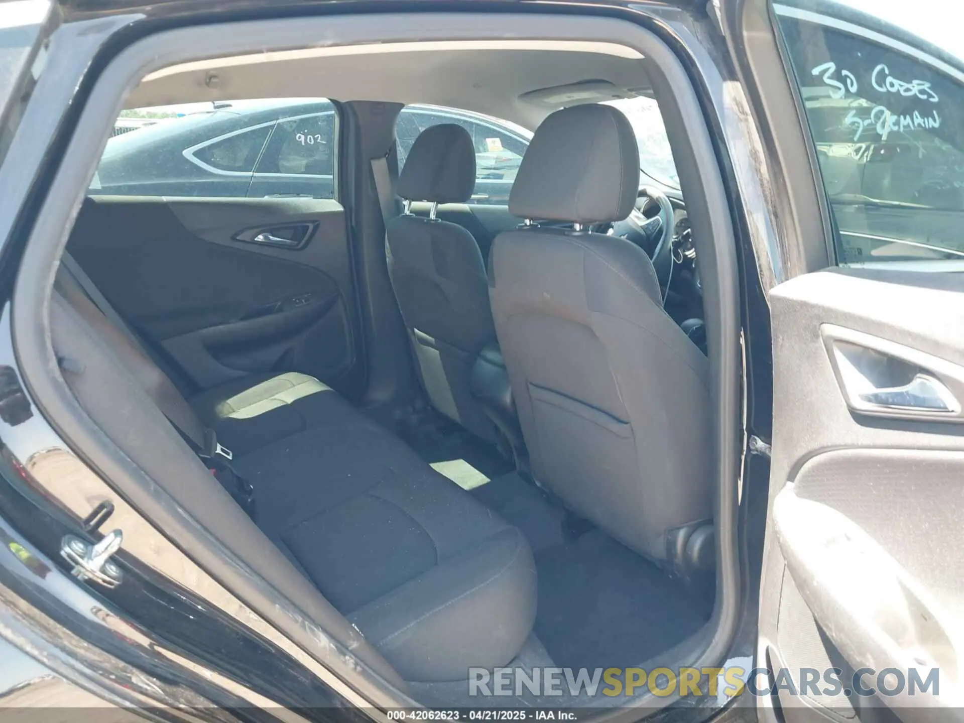 8 Фотография поврежденного автомобиля 1G1ZB5ST4NF188752 CHEVROLET MALIBU 2022