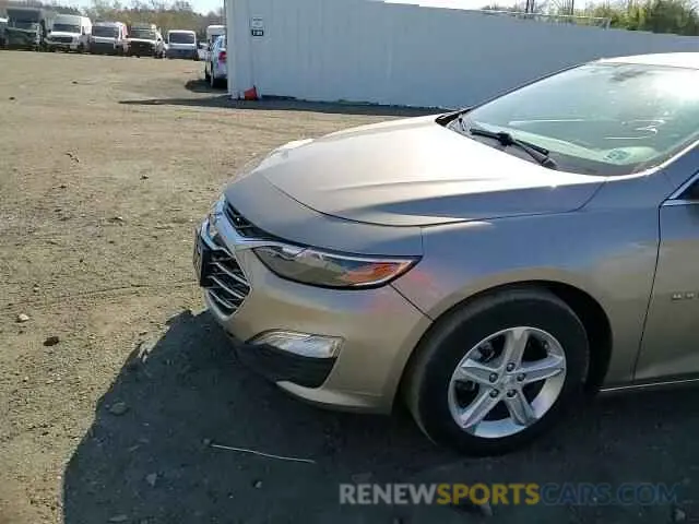 11 Photograph of a damaged car 1G1ZB5ST5NF192017 CHEVROLET MALIBU 2022