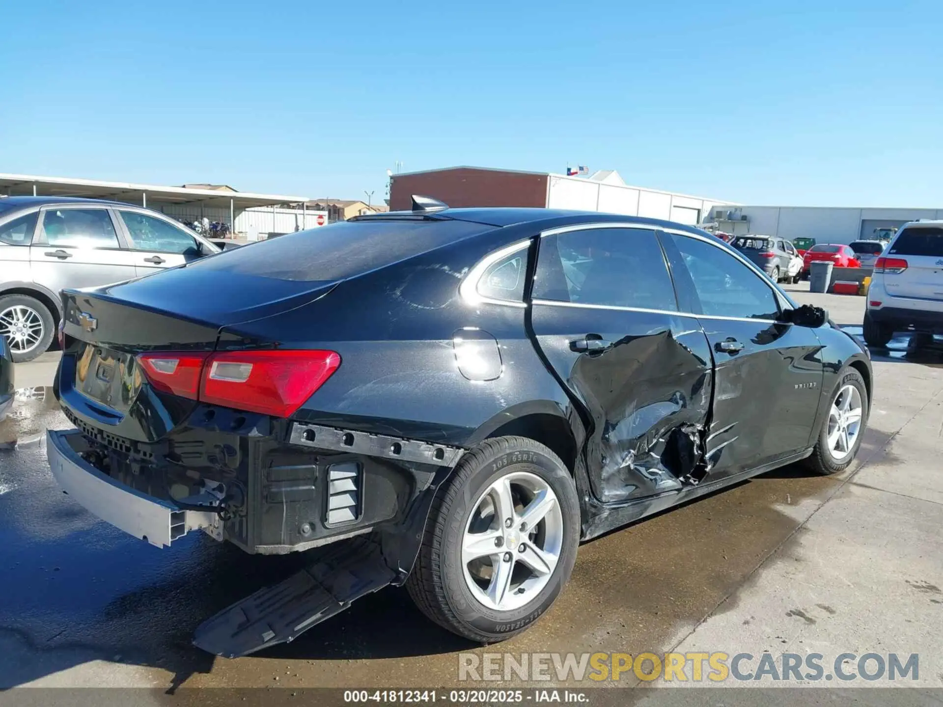 4 Photograph of a damaged car 1G1ZB5ST8NF205584 CHEVROLET MALIBU 2022