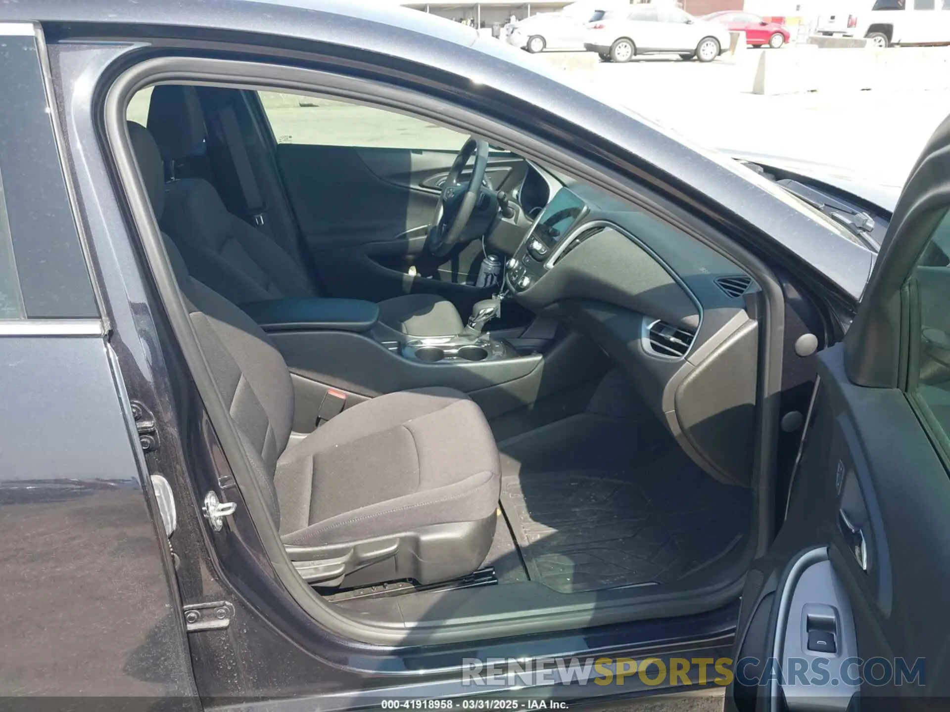 5 Photograph of a damaged car 1G1ZB5STXNF213220 CHEVROLET MALIBU 2022