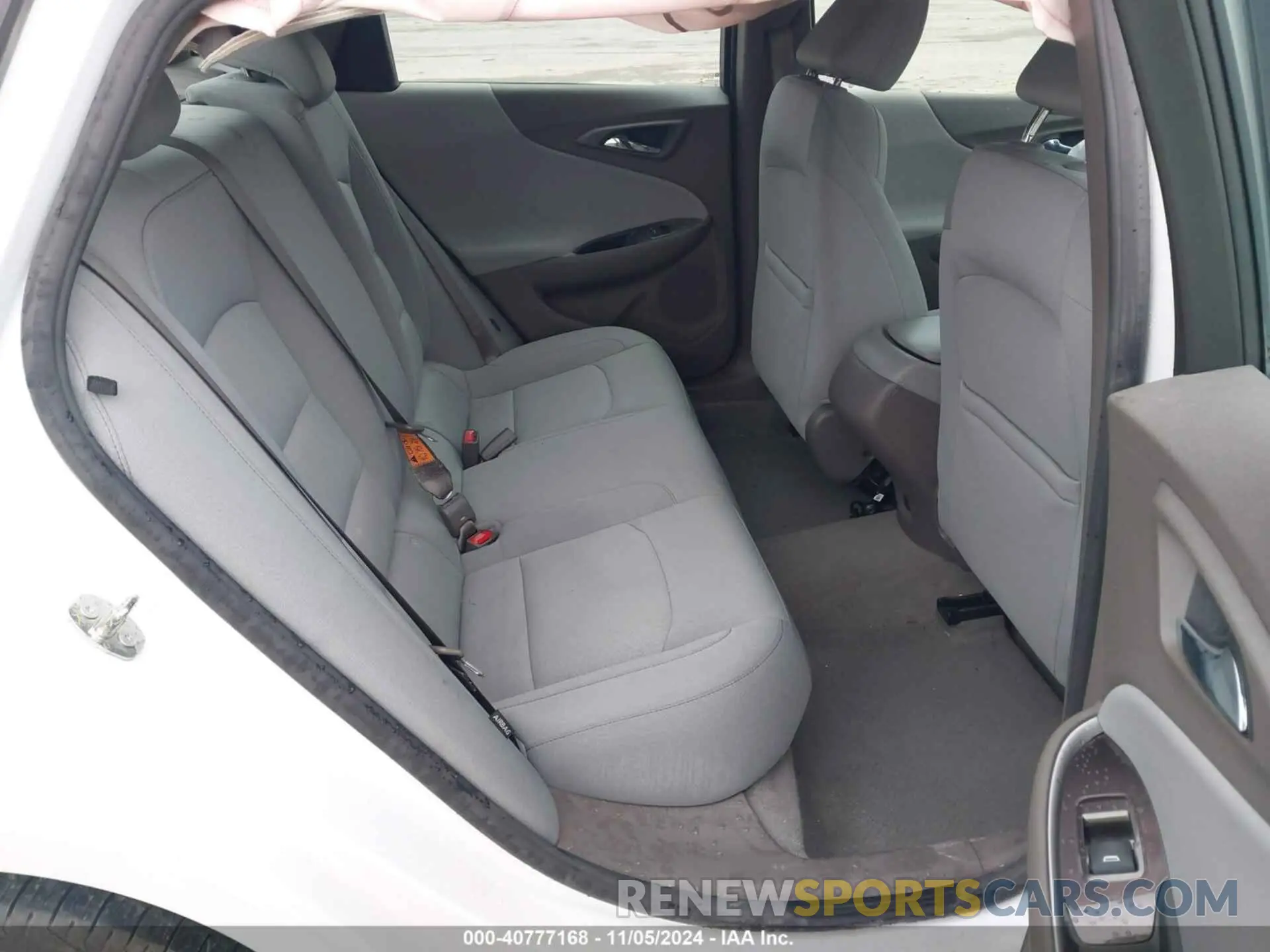 8 Photograph of a damaged car 1G1ZC5ST3NF184916 CHEVROLET MALIBU 2022
