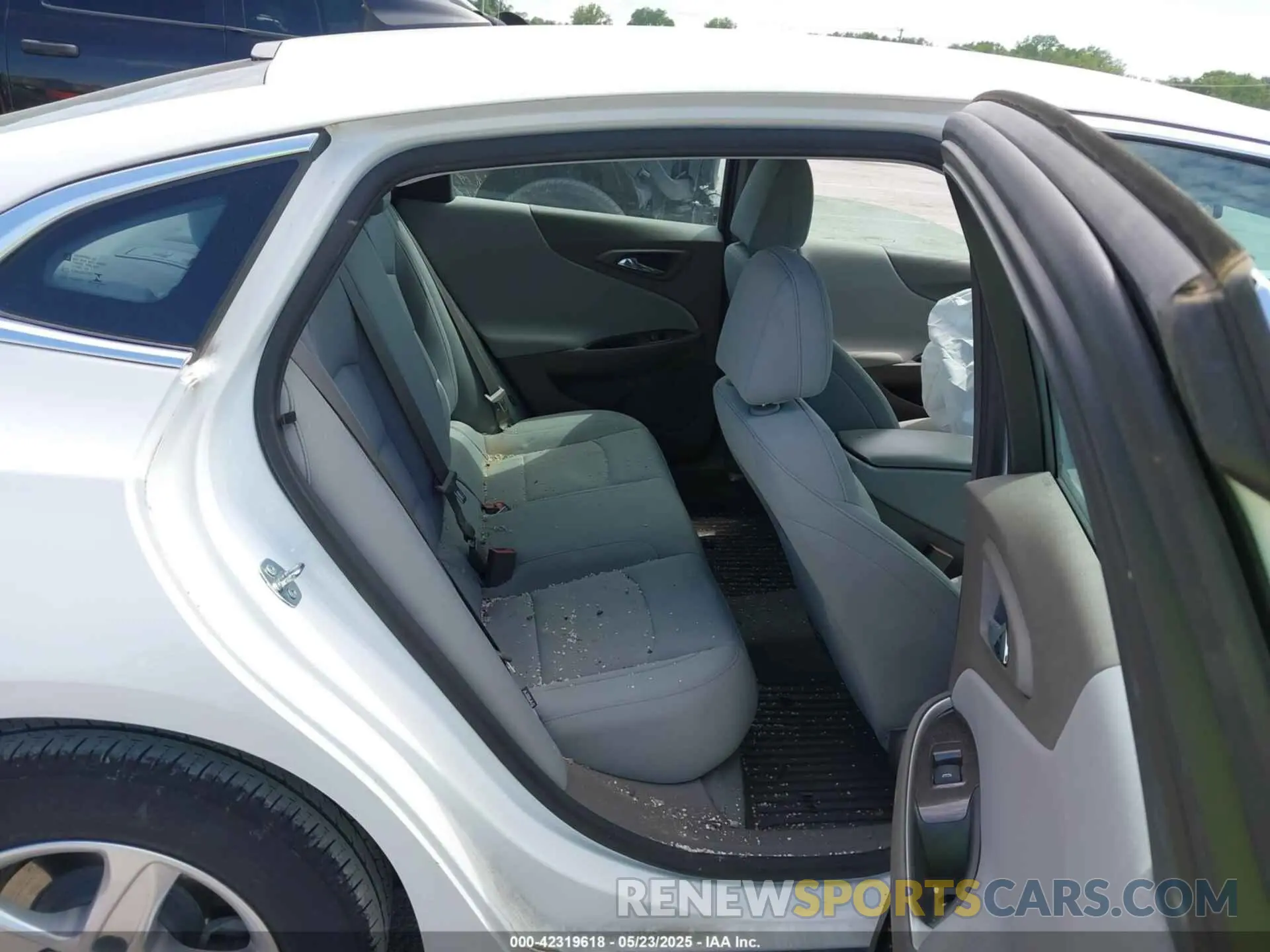 8 Фотография поврежденного автомобиля 1G1ZC5ST4NF175433 CHEVROLET MALIBU 2022
