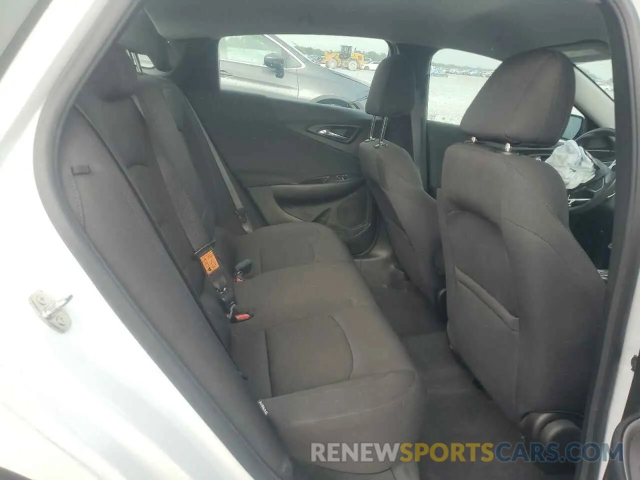 10 Photograph of a damaged car 1G1ZC5ST5NF138956 CHEVROLET MALIBU 2022