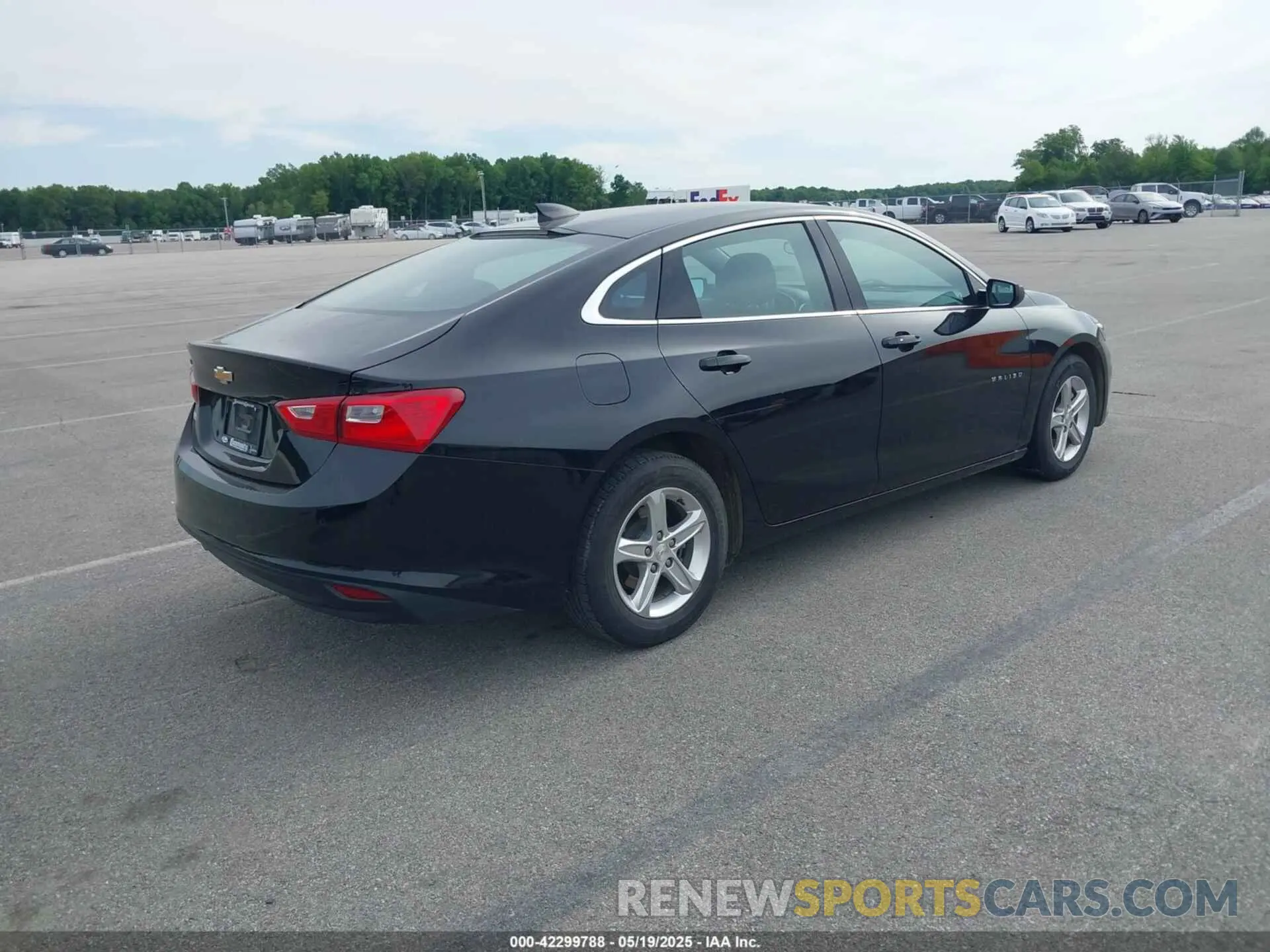 4 Photograph of a damaged car 1G1ZC5ST9NF166565 CHEVROLET MALIBU 2022