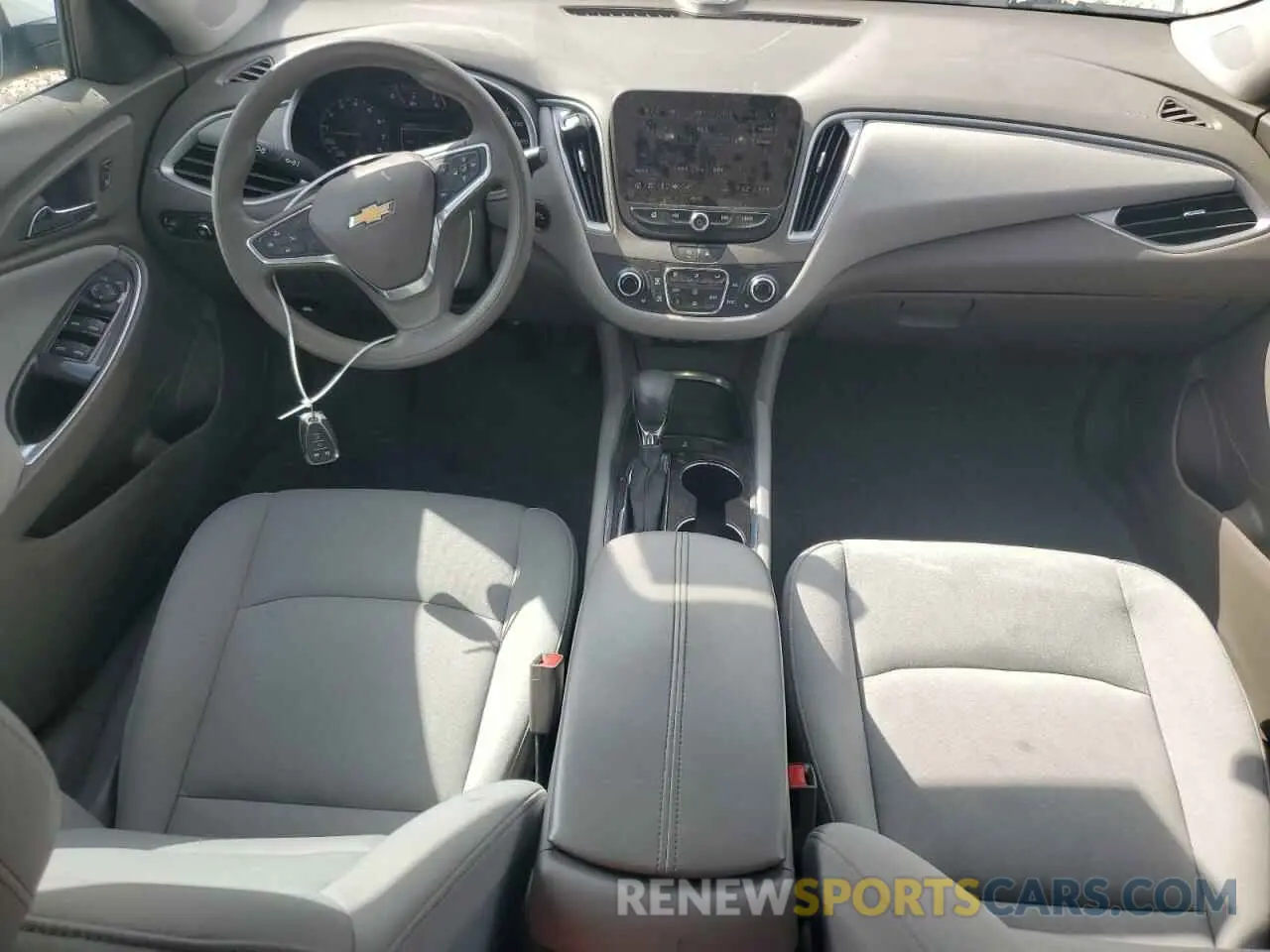 8 Photograph of a damaged car 1G1ZD5ST0NF113878 CHEVROLET MALIBU 2022