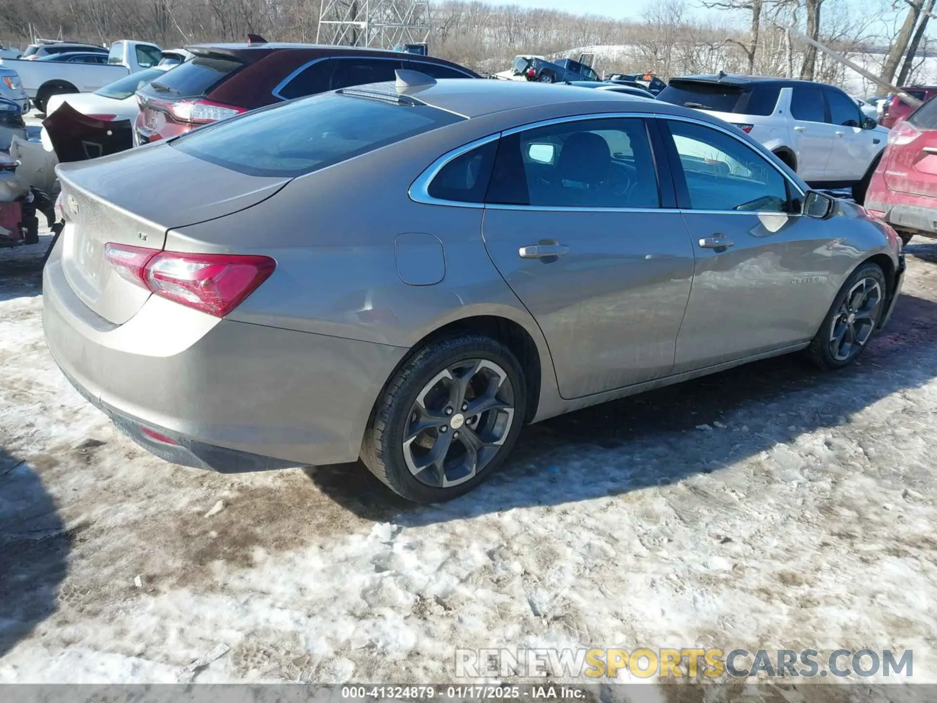 4 Photograph of a damaged car 1G1ZD5ST0NF154804 CHEVROLET MALIBU 2022