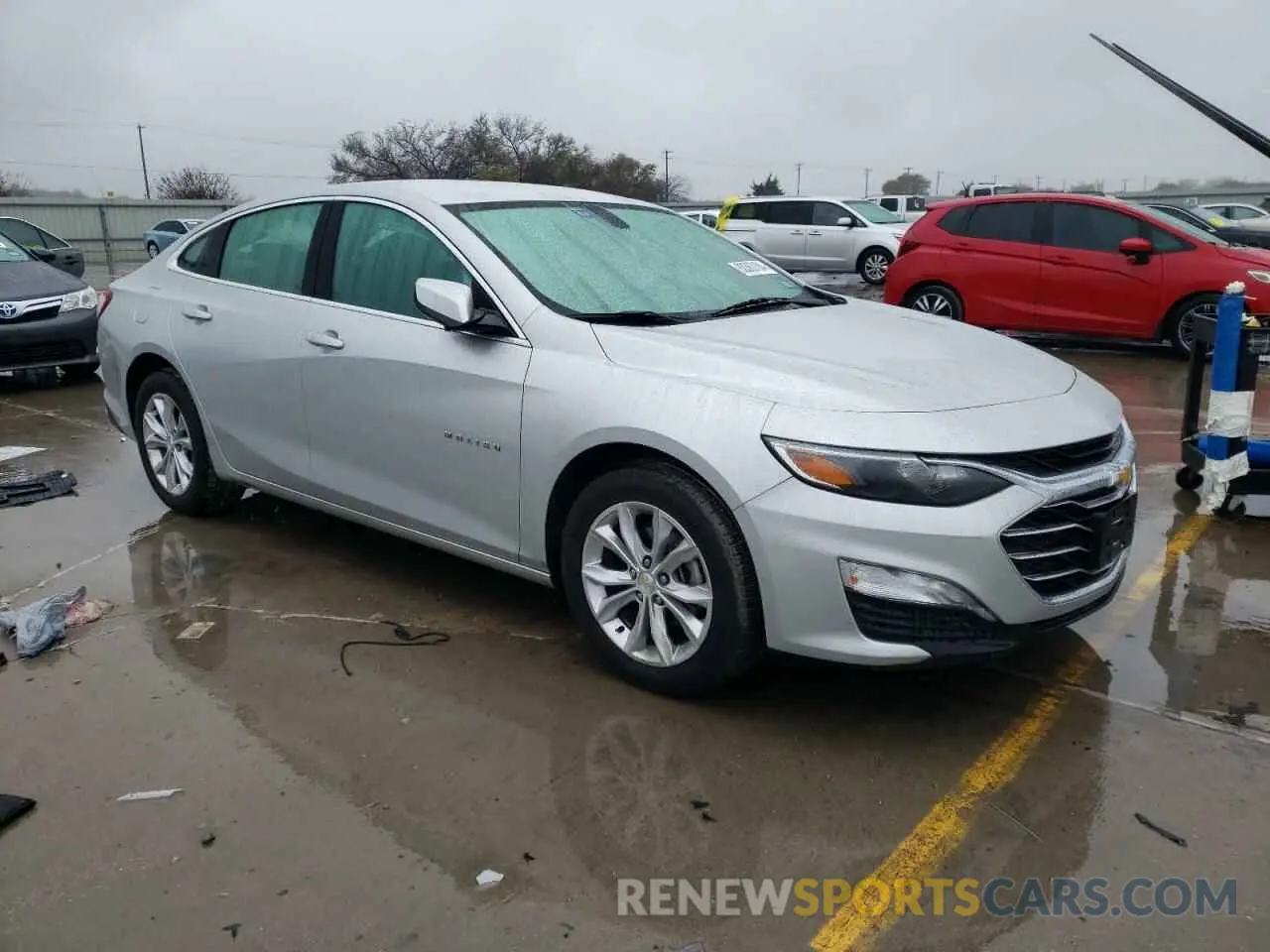 4 Photograph of a damaged car 1G1ZD5ST0NF158626 CHEVROLET MALIBU 2022