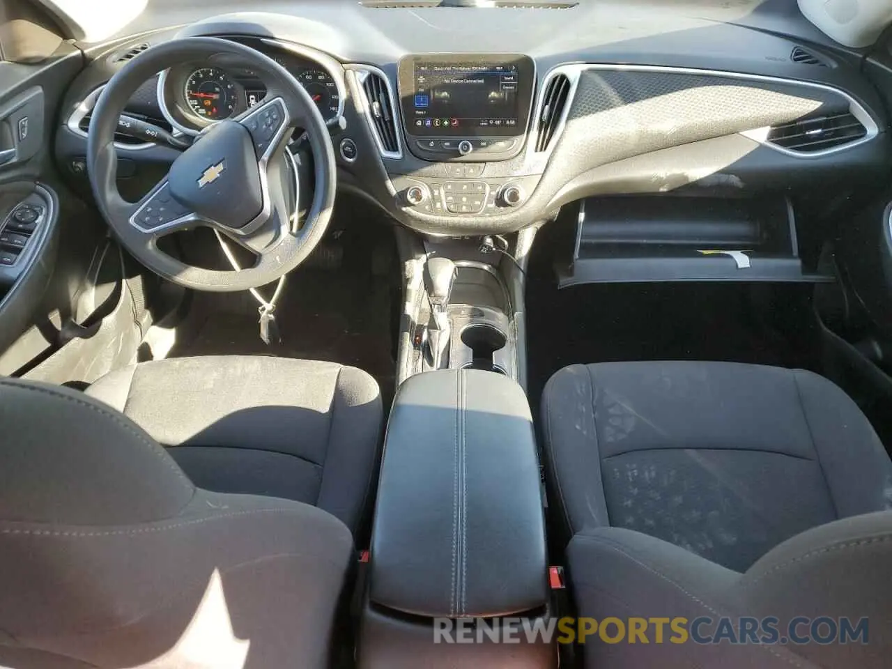 8 Photograph of a damaged car 1G1ZD5ST0NF174289 CHEVROLET MALIBU 2022
