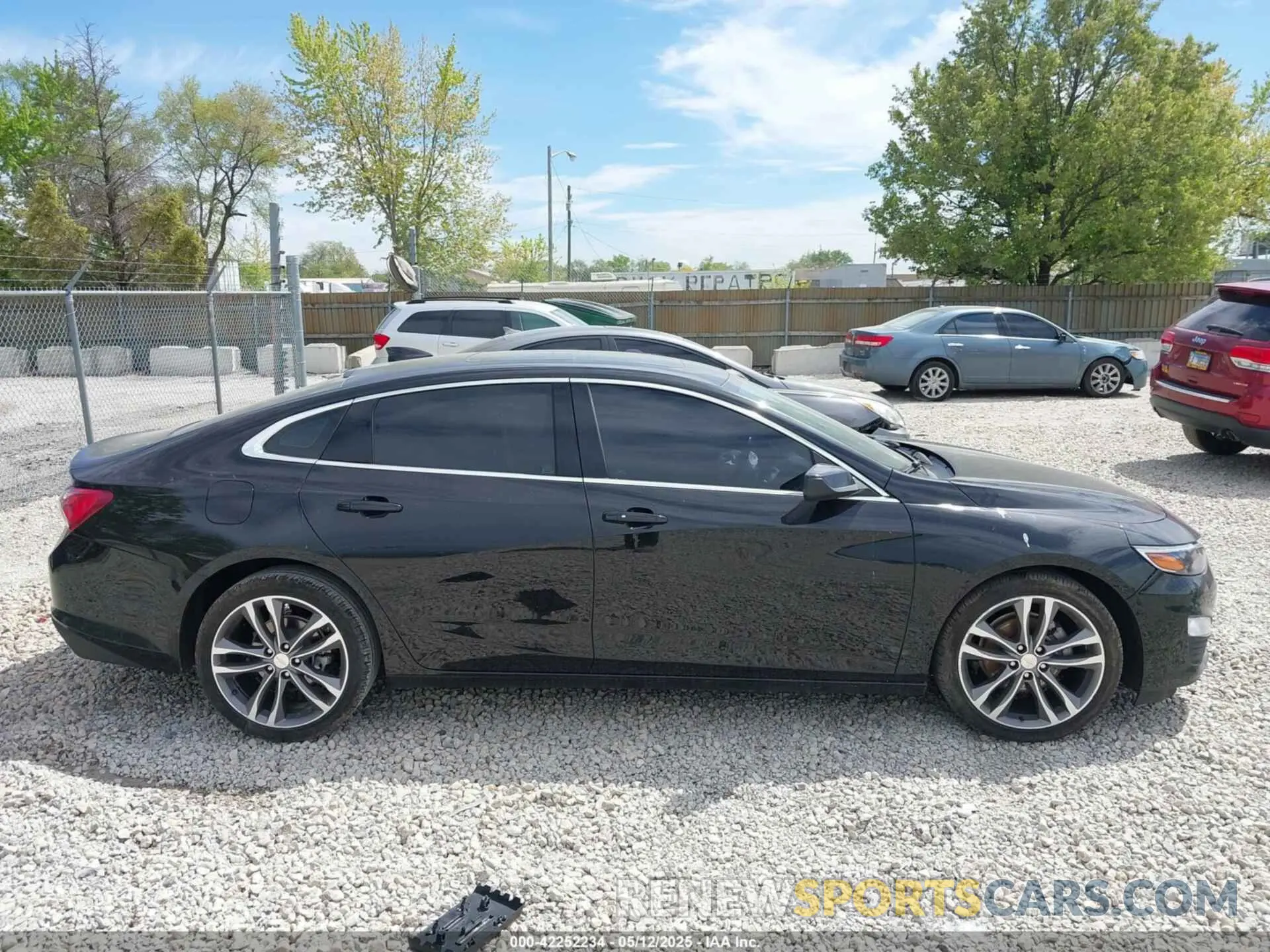 13 Photograph of a damaged car 1G1ZD5ST1NF105644 CHEVROLET MALIBU 2022