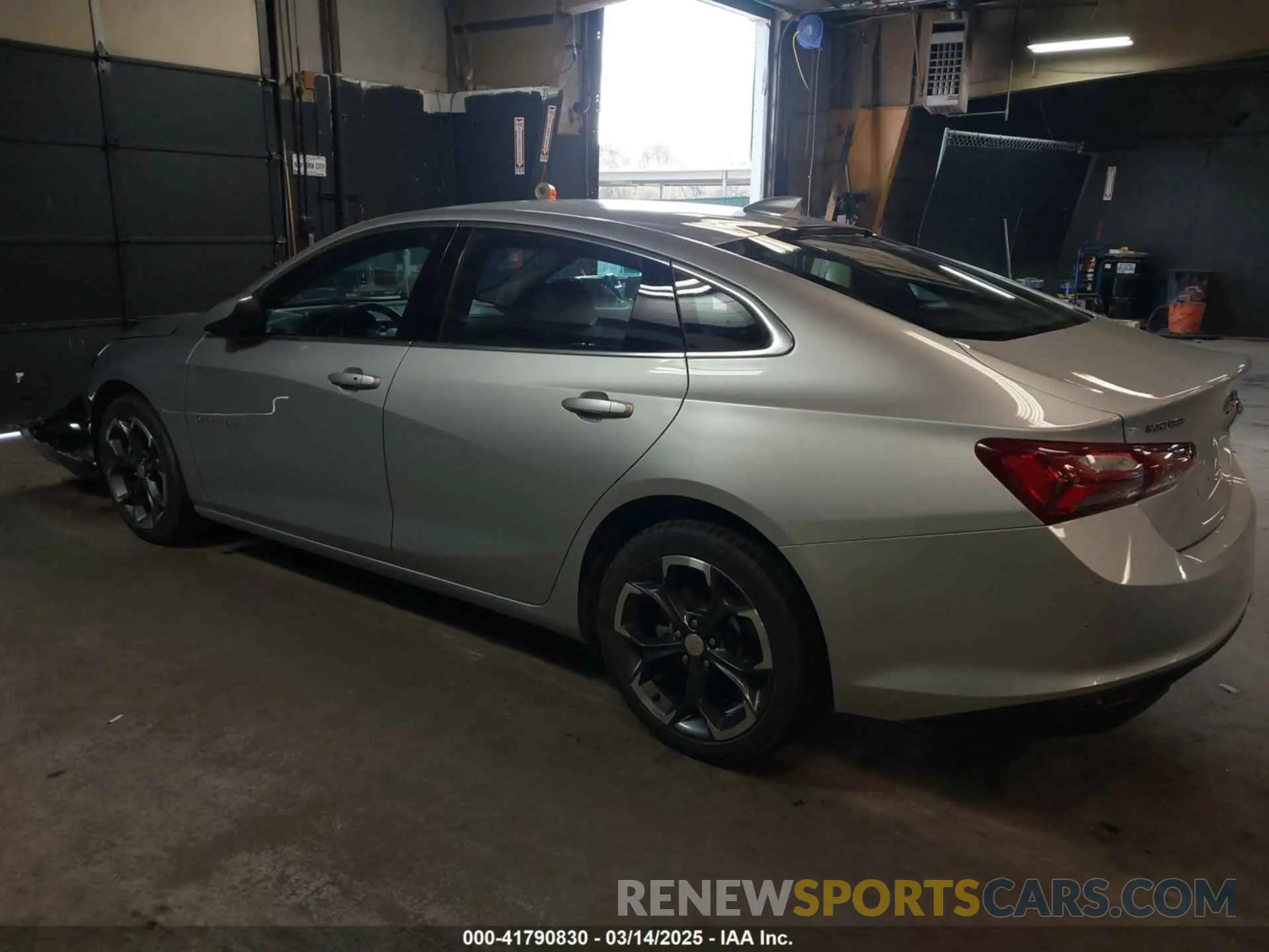 3 Фотография поврежденного автомобиля 1G1ZD5ST1NF111587 CHEVROLET MALIBU 2022