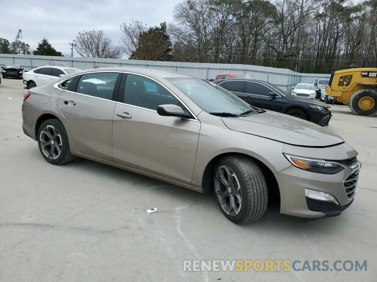 4 Photograph of a damaged car 1G1ZD5ST1NF116160 CHEVROLET MALIBU 2022
