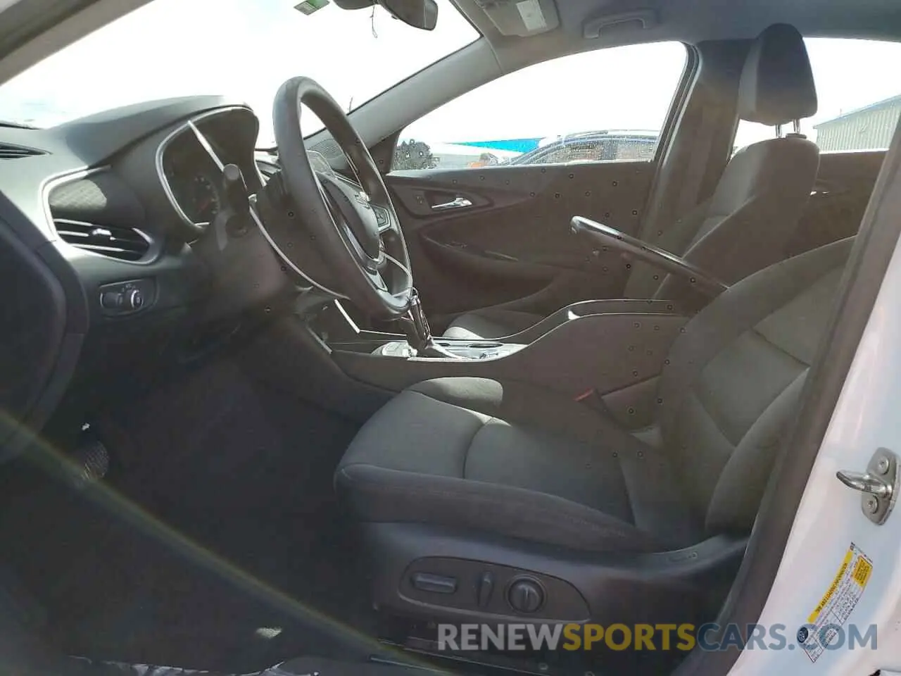 7 Photograph of a damaged car 1G1ZD5ST1NF124064 CHEVROLET MALIBU 2022