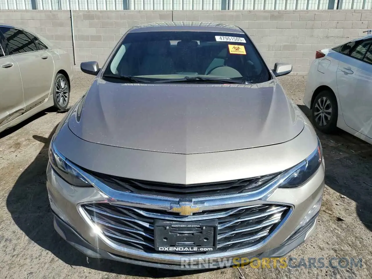 5 Photograph of a damaged car 1G1ZD5ST1NF137686 CHEVROLET MALIBU 2022