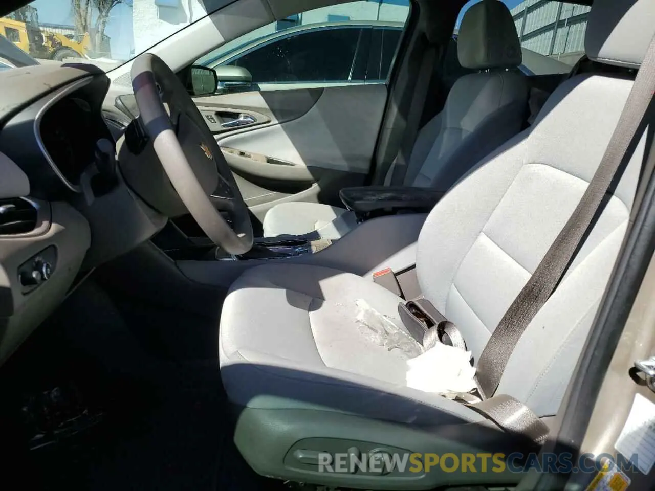 7 Photograph of a damaged car 1G1ZD5ST1NF137686 CHEVROLET MALIBU 2022