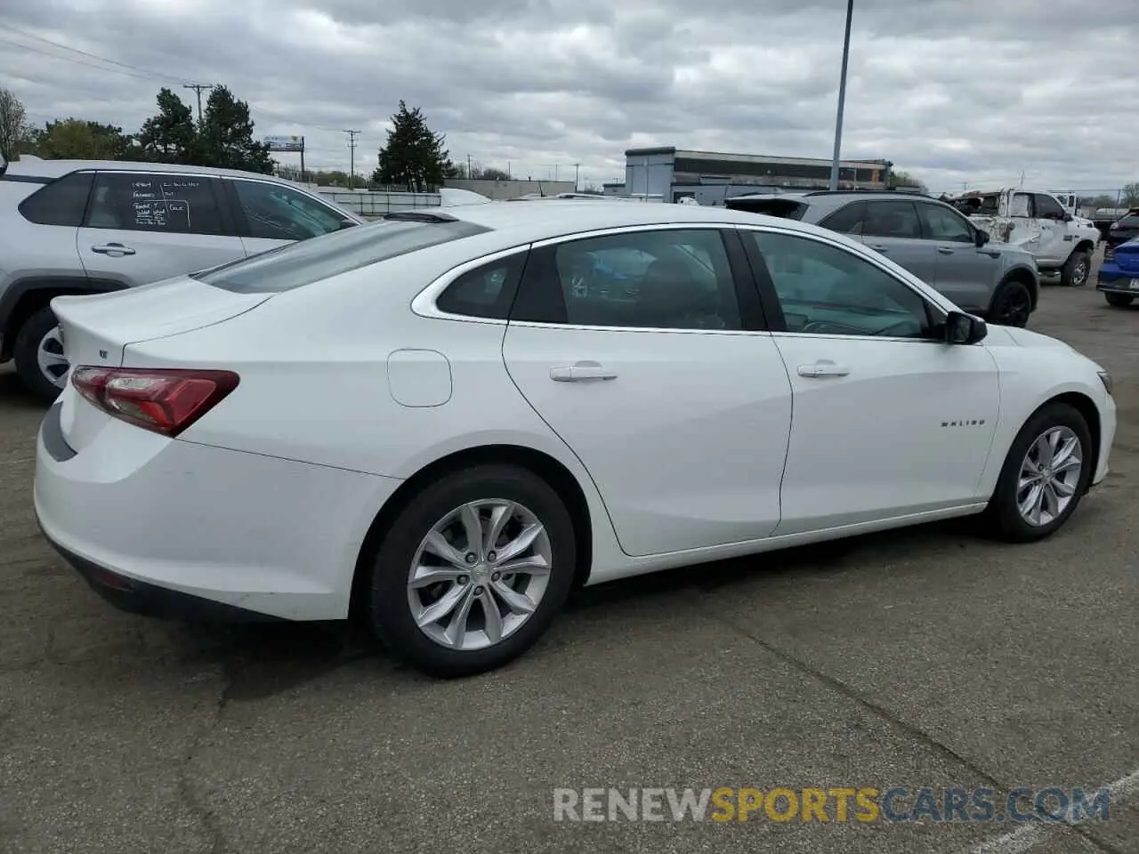 3 Фотография поврежденного автомобиля 1G1ZD5ST1NF153984 CHEVROLET MALIBU 2022