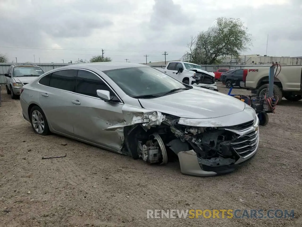 4 Photograph of a damaged car 1G1ZD5ST1NF177928 CHEVROLET MALIBU 2022