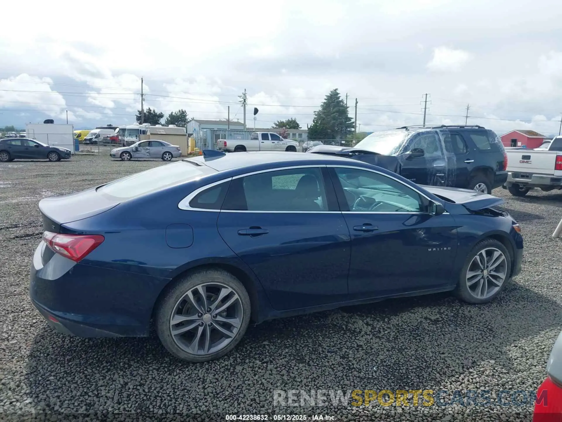 13 Photograph of a damaged car 1G1ZD5ST1NF182594 CHEVROLET MALIBU 2022