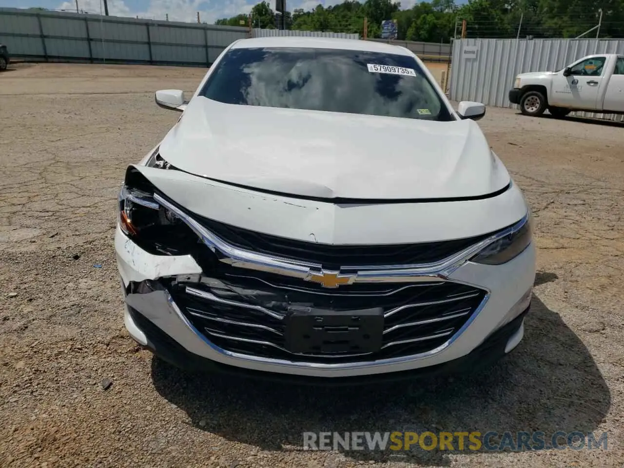 5 Photograph of a damaged car 1G1ZD5ST2NF131010 CHEVROLET MALIBU 2022