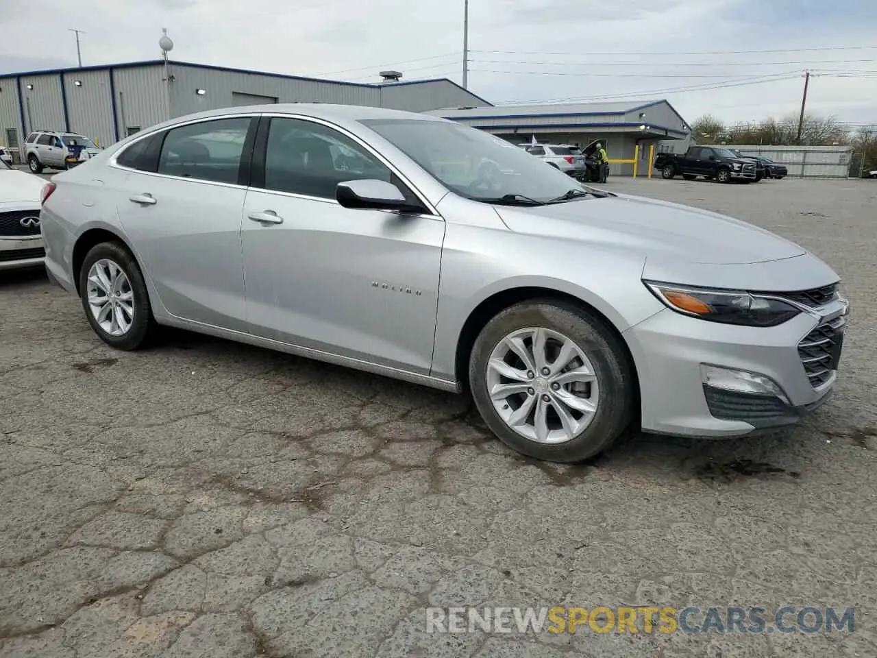 4 Photograph of a damaged car 1G1ZD5ST2NF134666 CHEVROLET MALIBU 2022