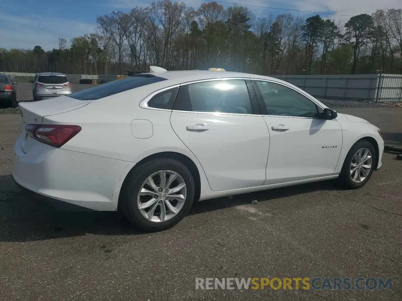 3 Photograph of a damaged car 1G1ZD5ST3NF114393 CHEVROLET MALIBU 2022
