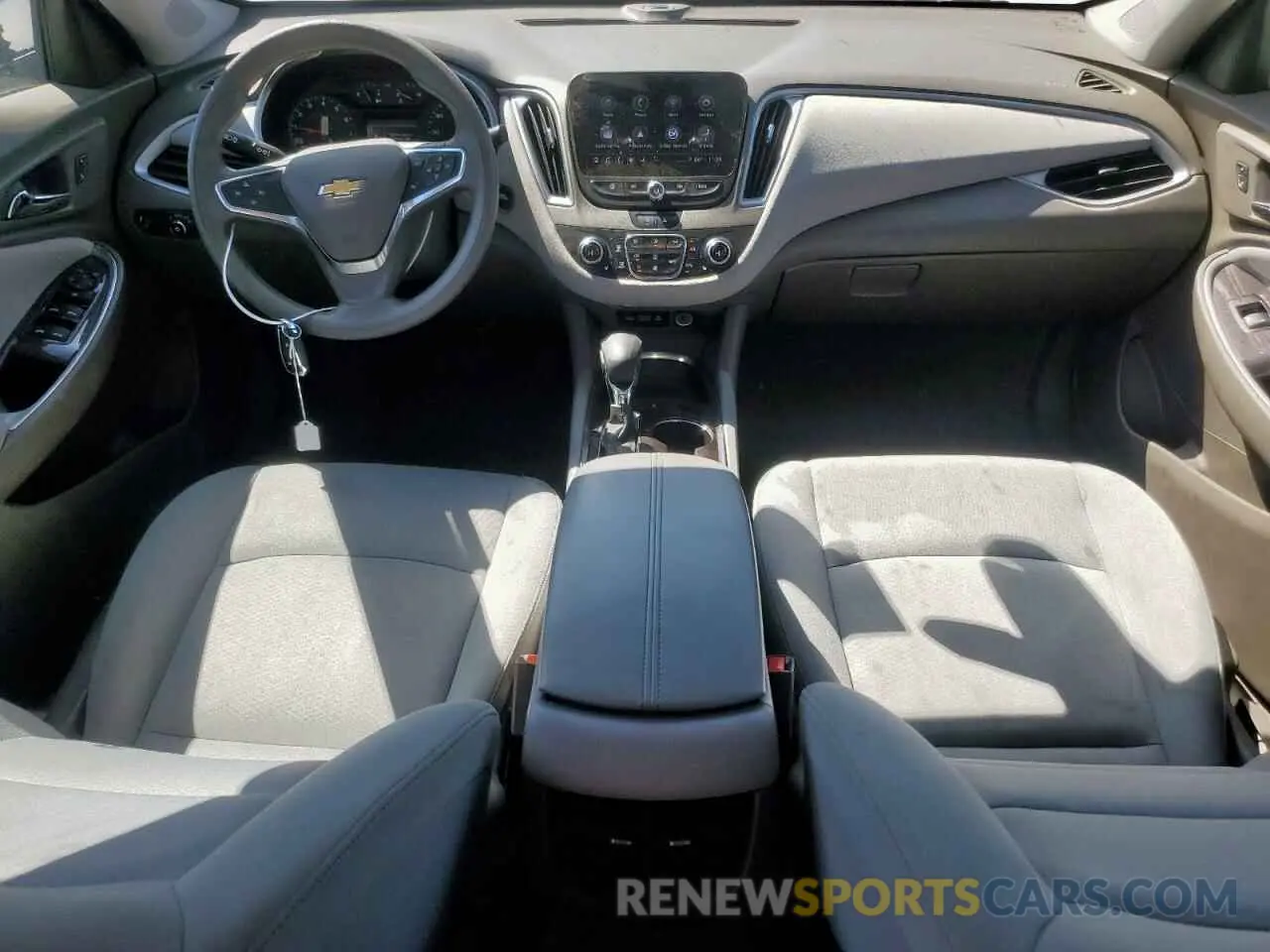 8 Photograph of a damaged car 1G1ZD5ST3NF127970 CHEVROLET MALIBU 2022