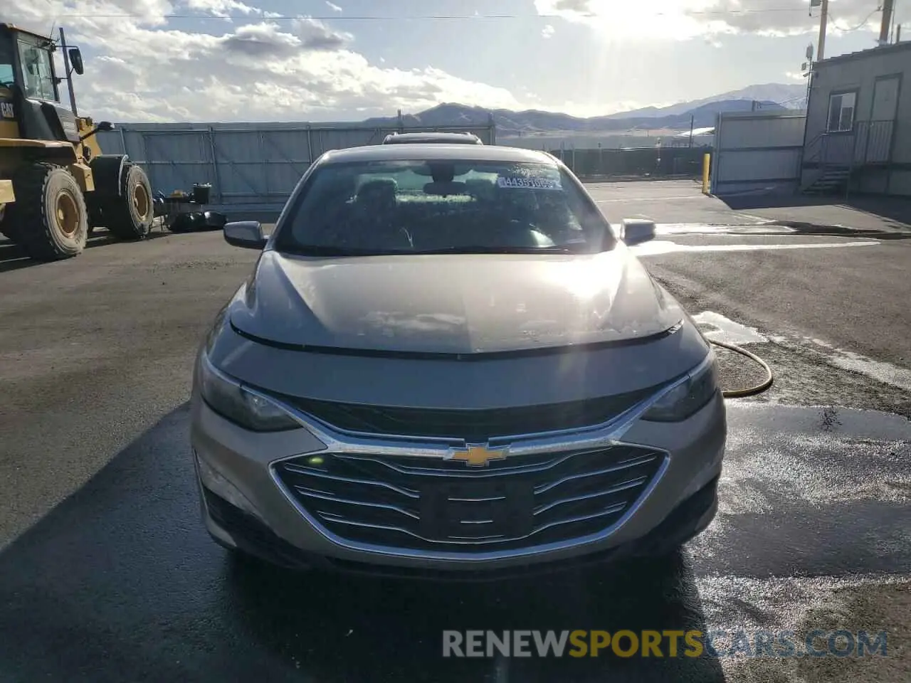 5 Photograph of a damaged car 1G1ZD5ST3NF141545 CHEVROLET MALIBU 2022