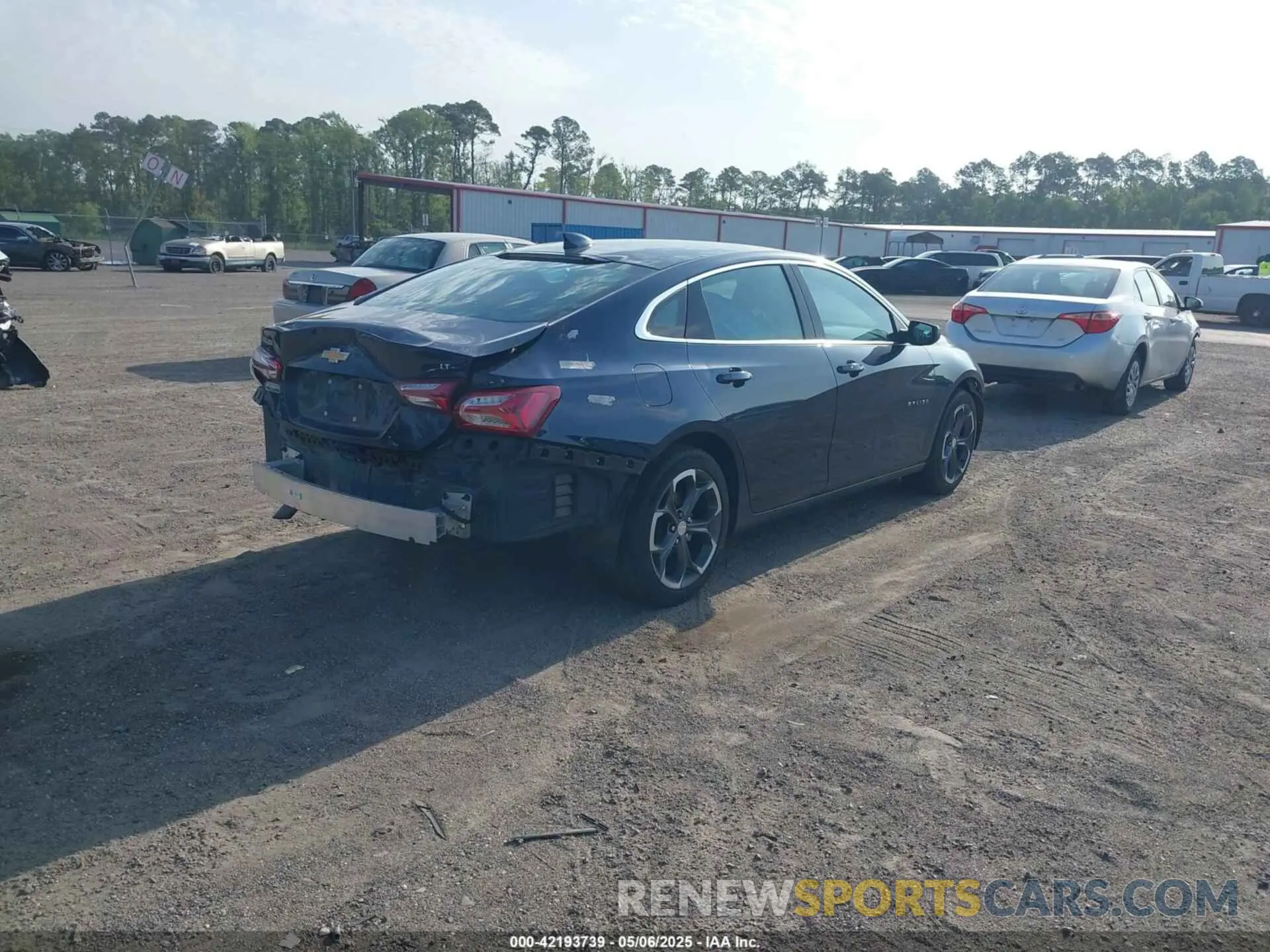 4 Photograph of a damaged car 1G1ZD5ST3NF145191 CHEVROLET MALIBU 2022