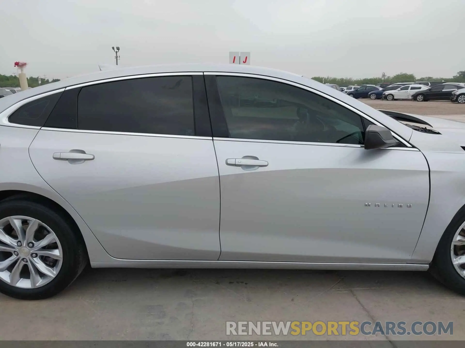 14 Photograph of a damaged car 1G1ZD5ST3NF160452 CHEVROLET MALIBU 2022