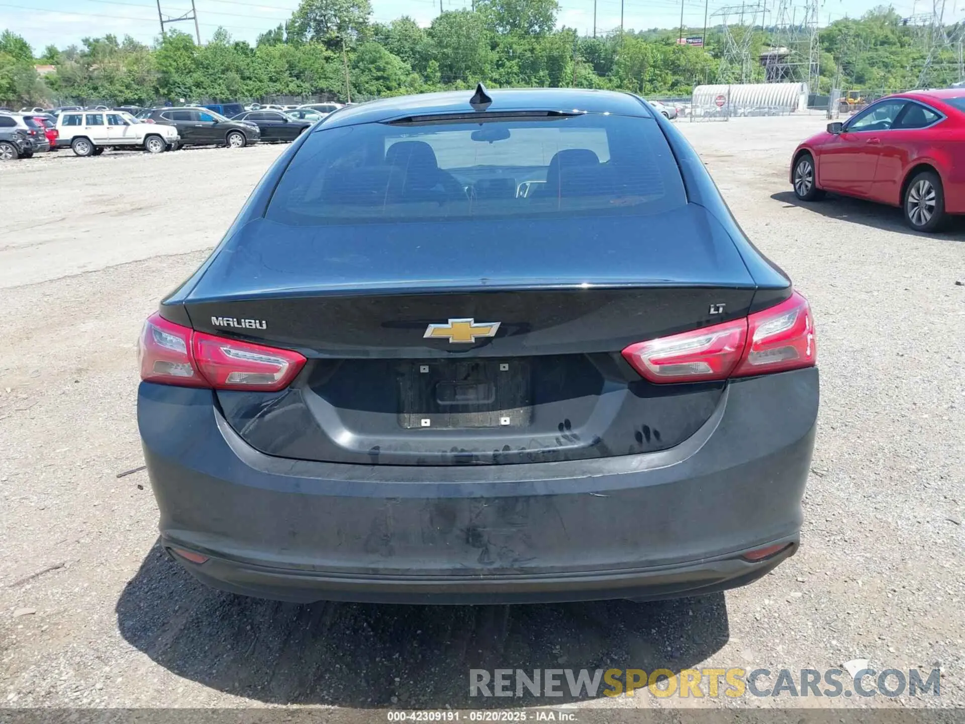 17 Photograph of a damaged car 1G1ZD5ST3NF194309 CHEVROLET MALIBU 2022
