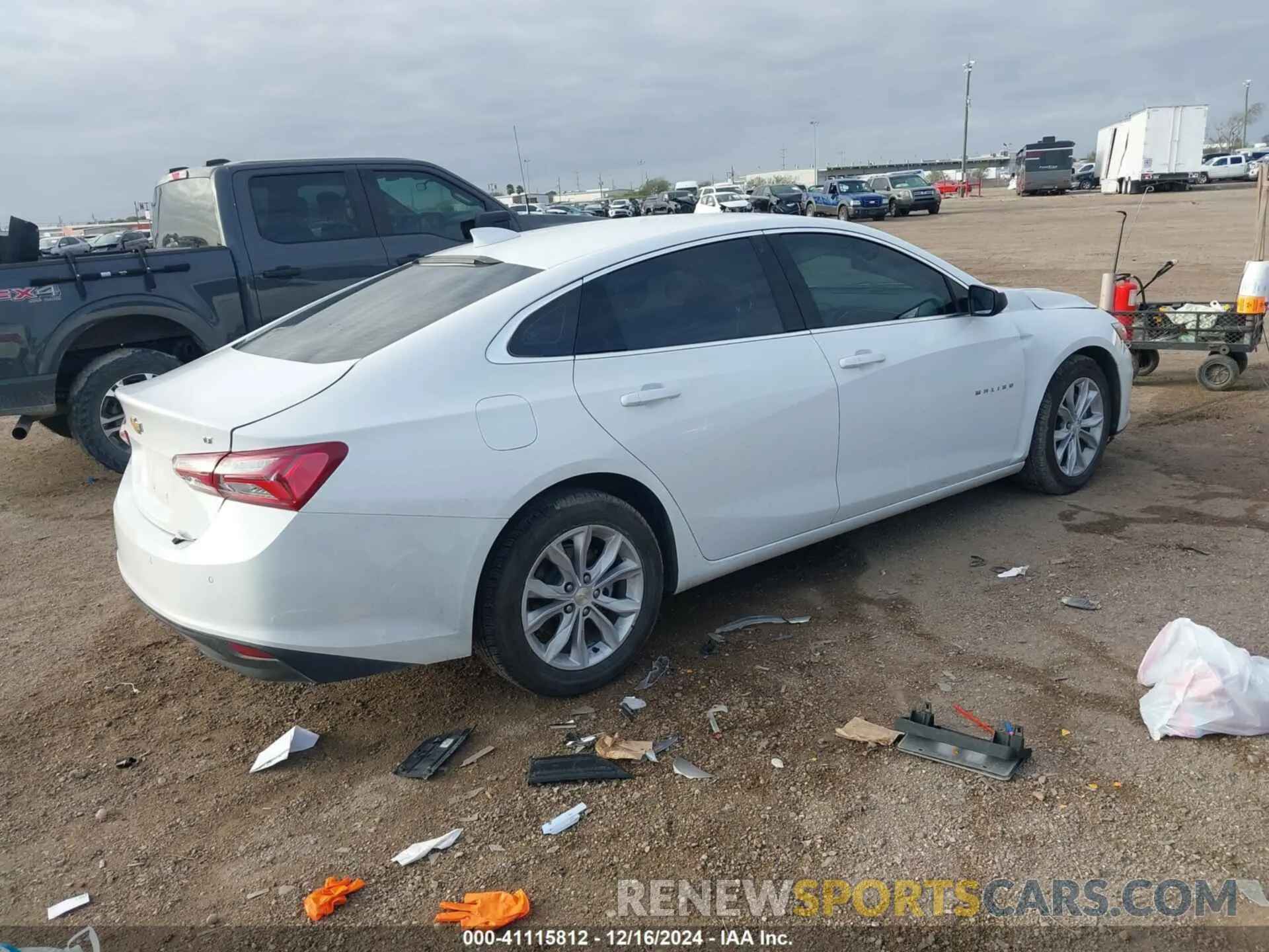 4 Фотография поврежденного автомобиля 1G1ZD5ST4NF107792 CHEVROLET MALIBU 2022
