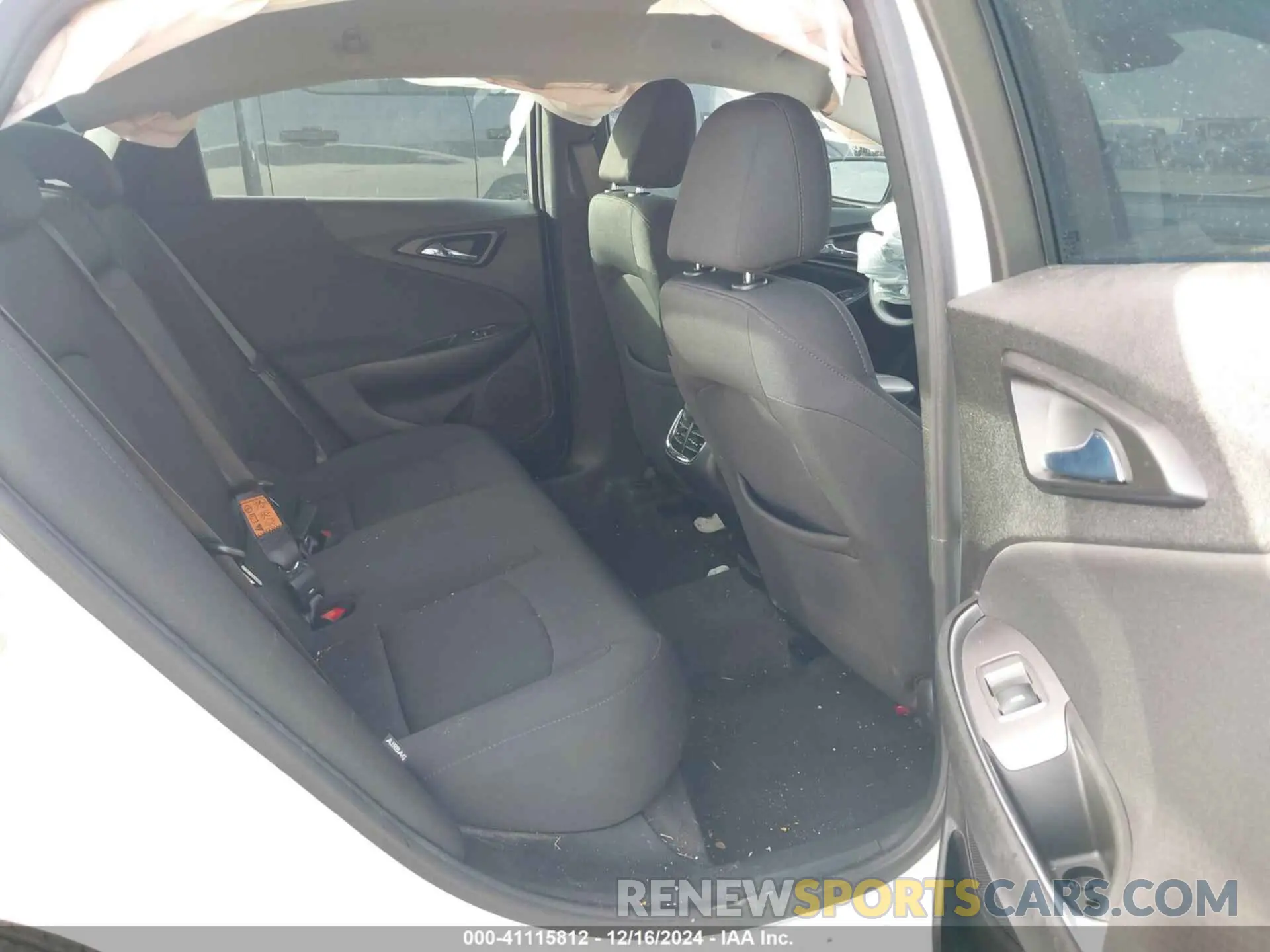 8 Фотография поврежденного автомобиля 1G1ZD5ST4NF107792 CHEVROLET MALIBU 2022