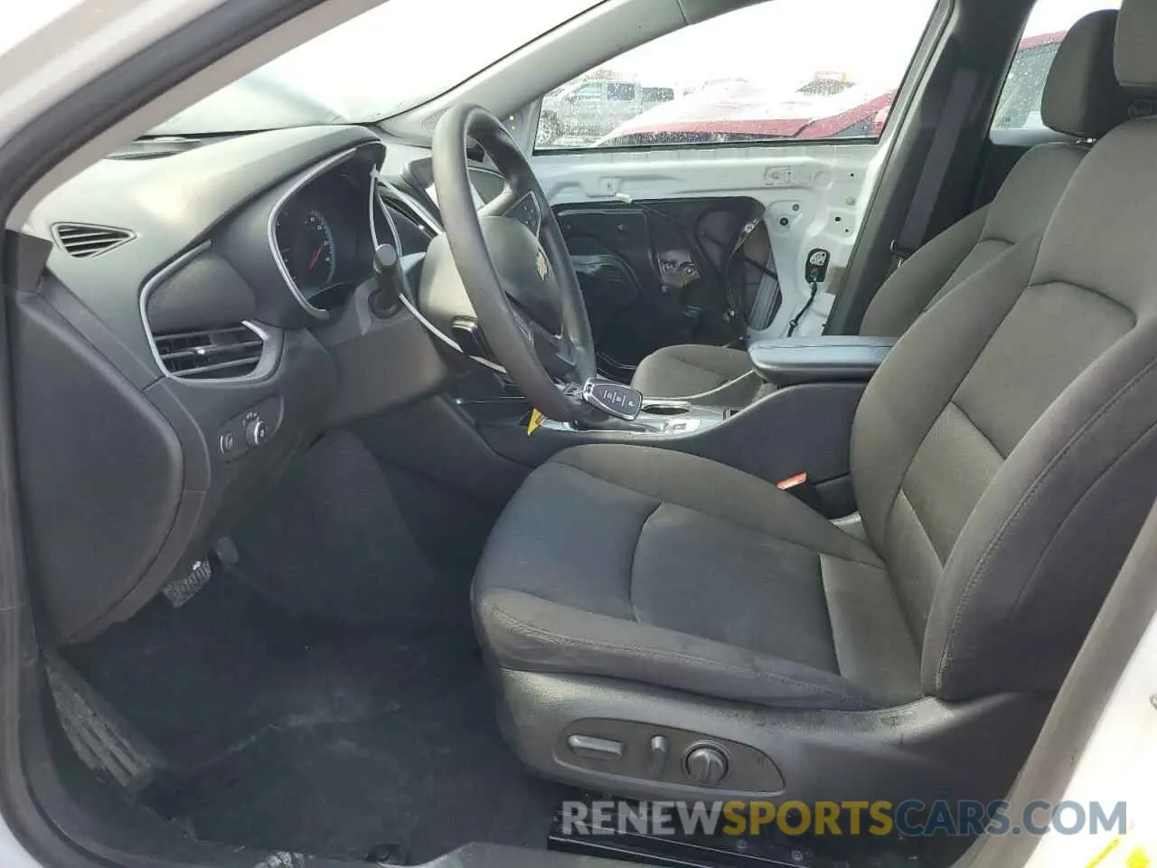7 Photograph of a damaged car 1G1ZD5ST4NF136211 CHEVROLET MALIBU 2022