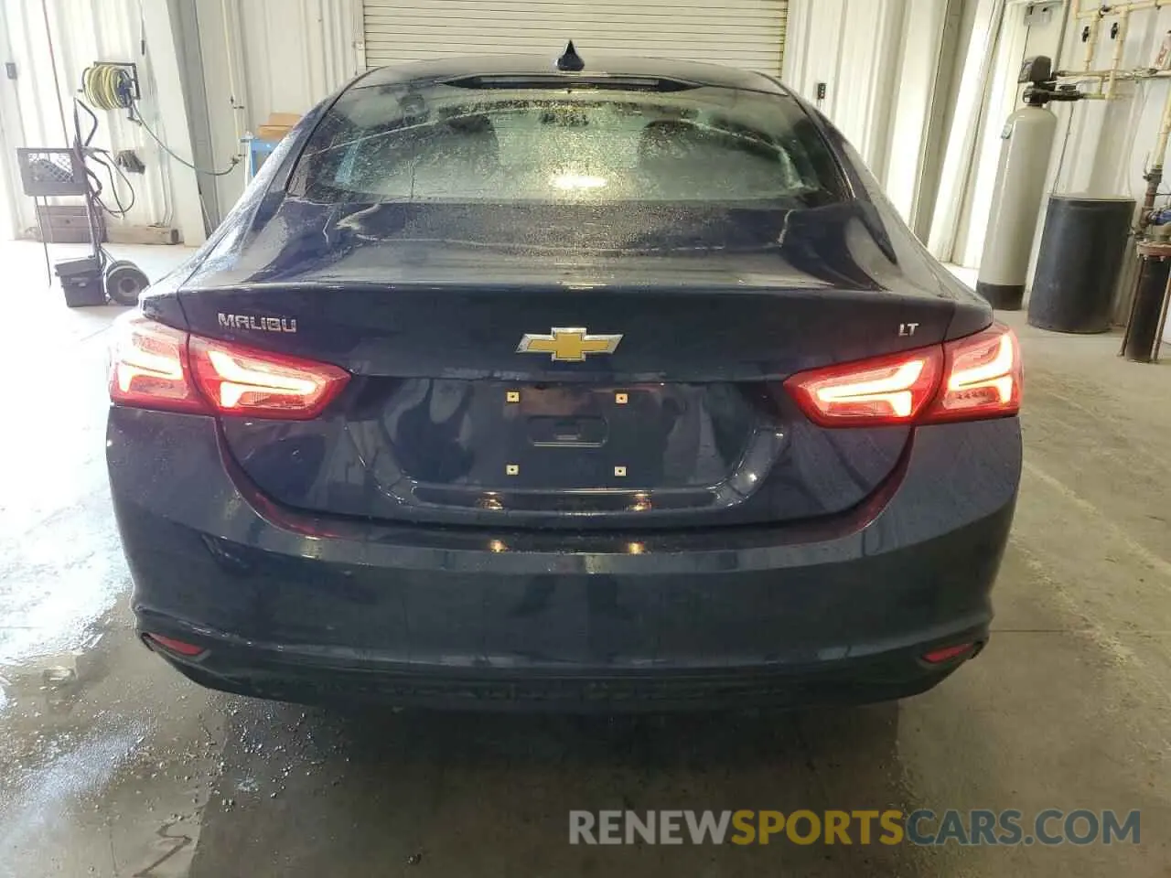 6 Photograph of a damaged car 1G1ZD5ST5NF139652 CHEVROLET MALIBU 2022