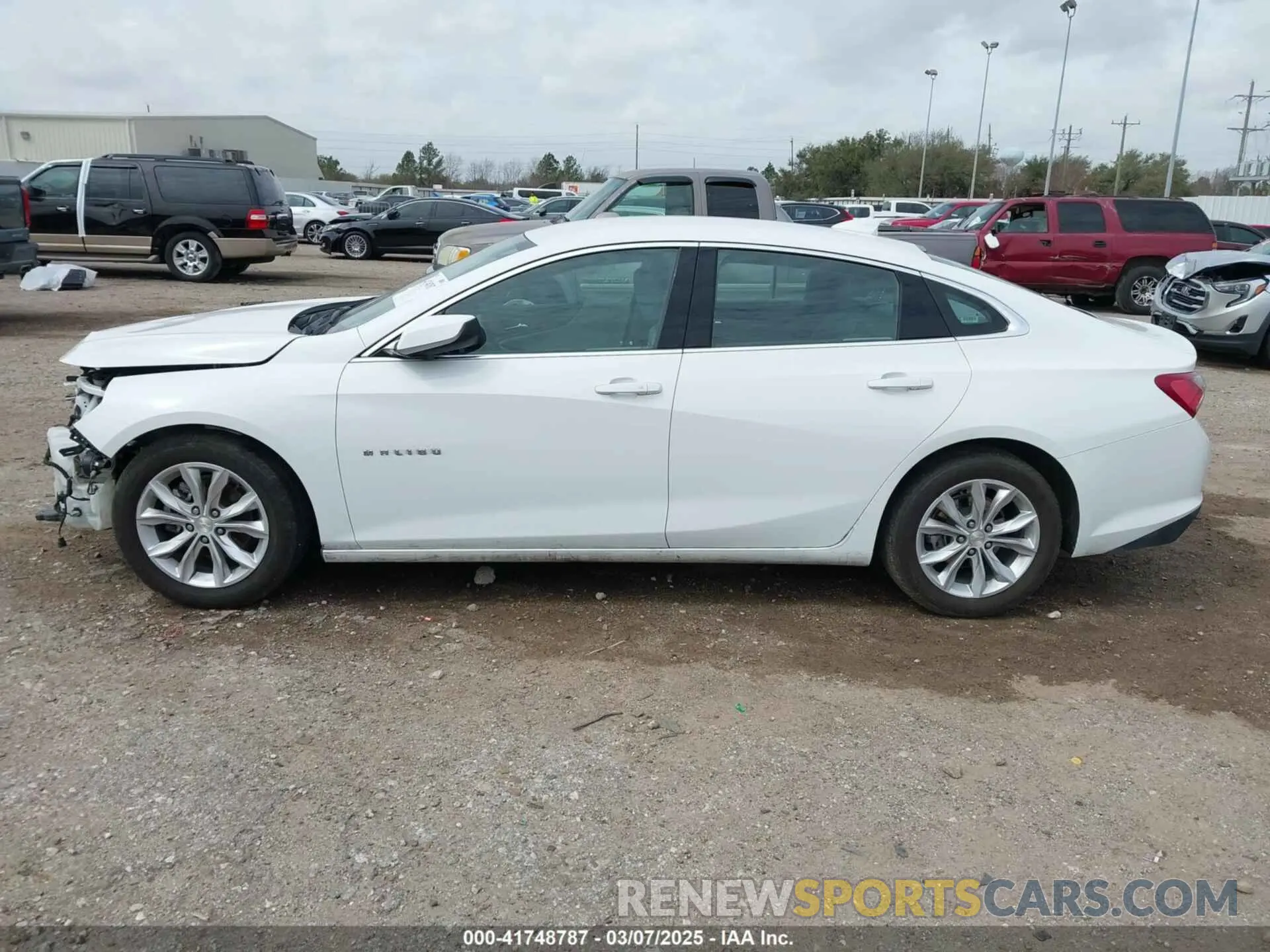 15 Photograph of a damaged car 1G1ZD5ST5NF140431 CHEVROLET MALIBU 2022