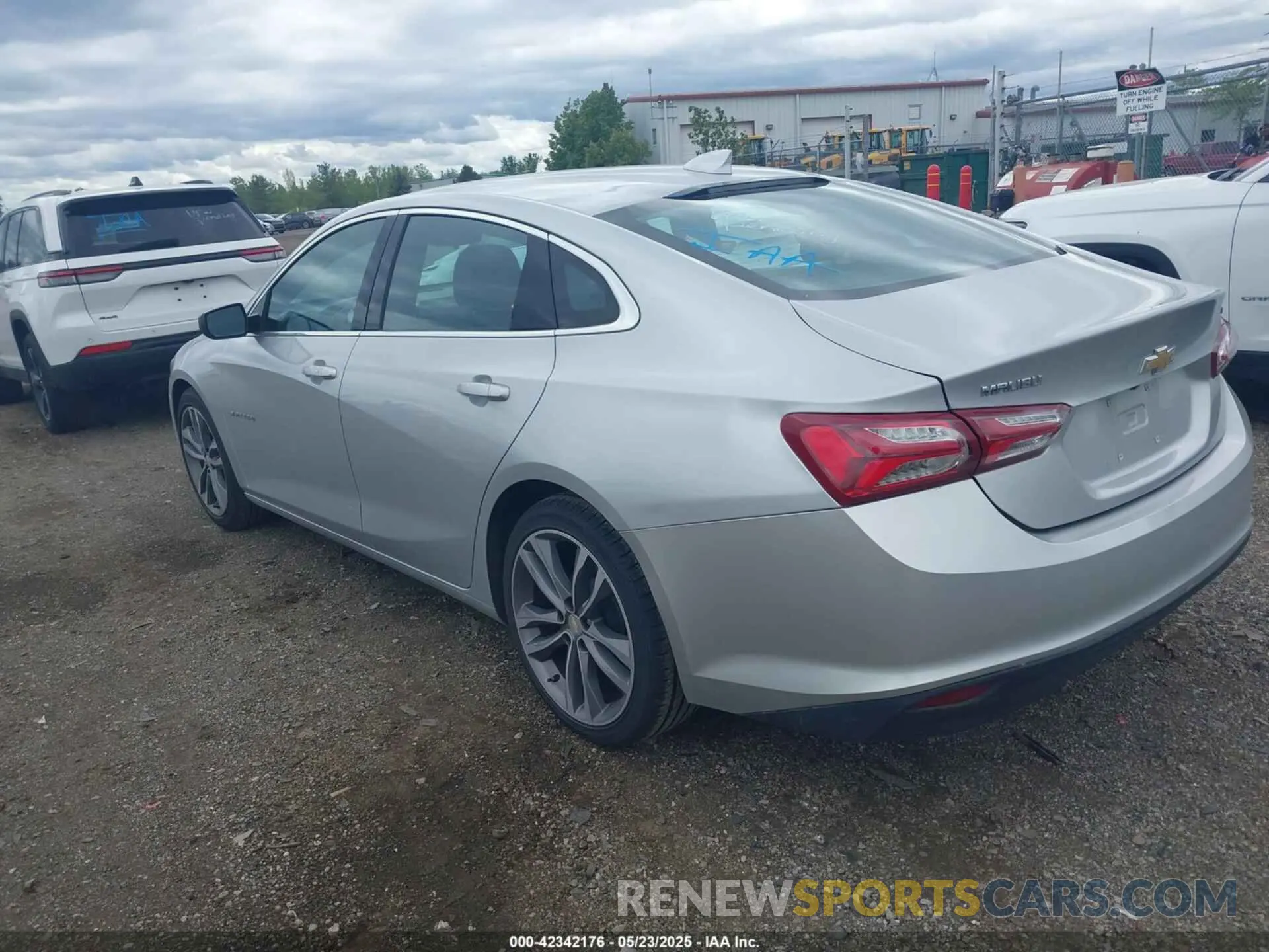 3 Фотография поврежденного автомобиля 1G1ZD5ST5NF148240 CHEVROLET MALIBU 2022