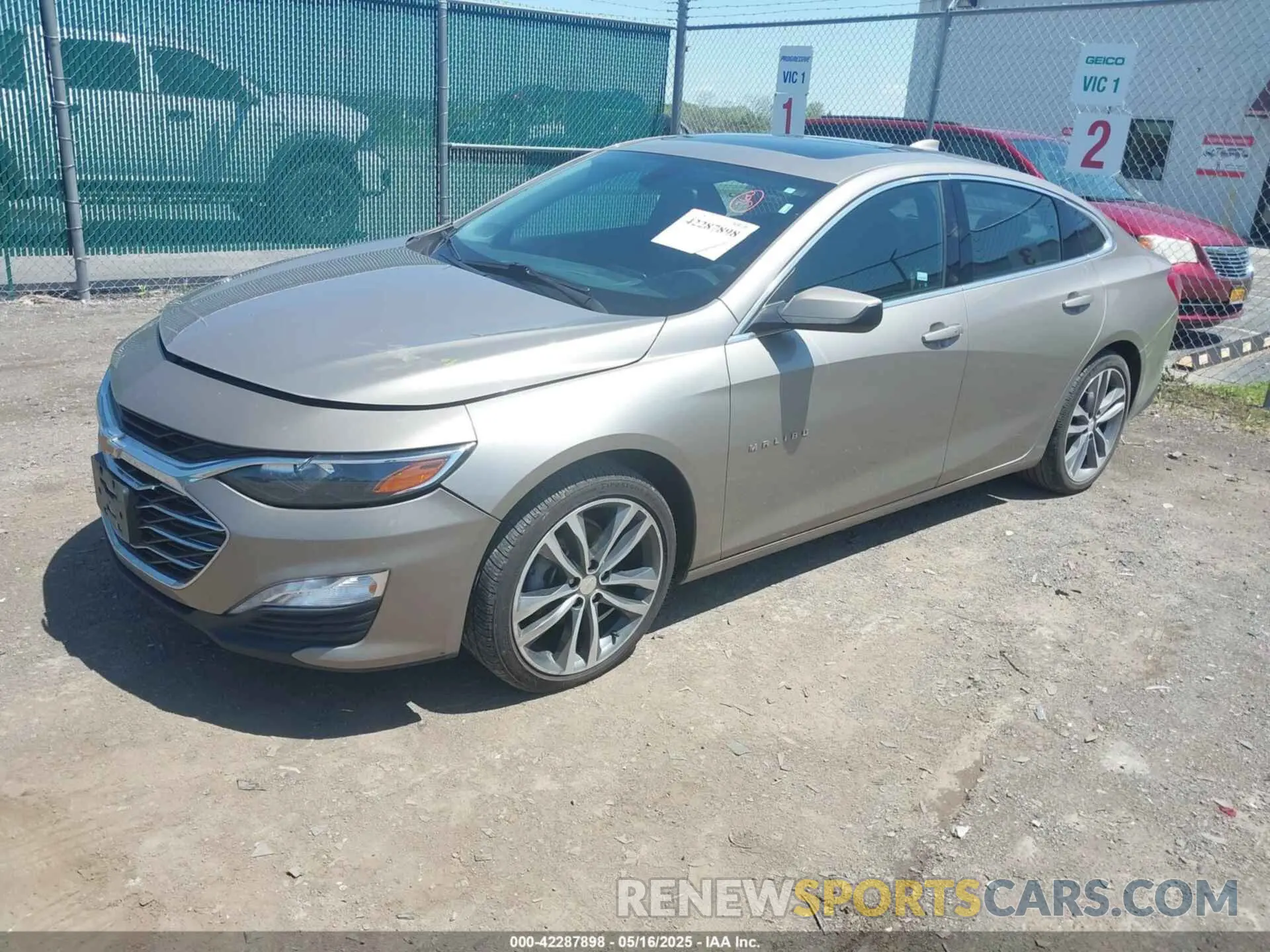 2 Фотография поврежденного автомобиля 1G1ZD5ST6NF178010 CHEVROLET MALIBU 2022