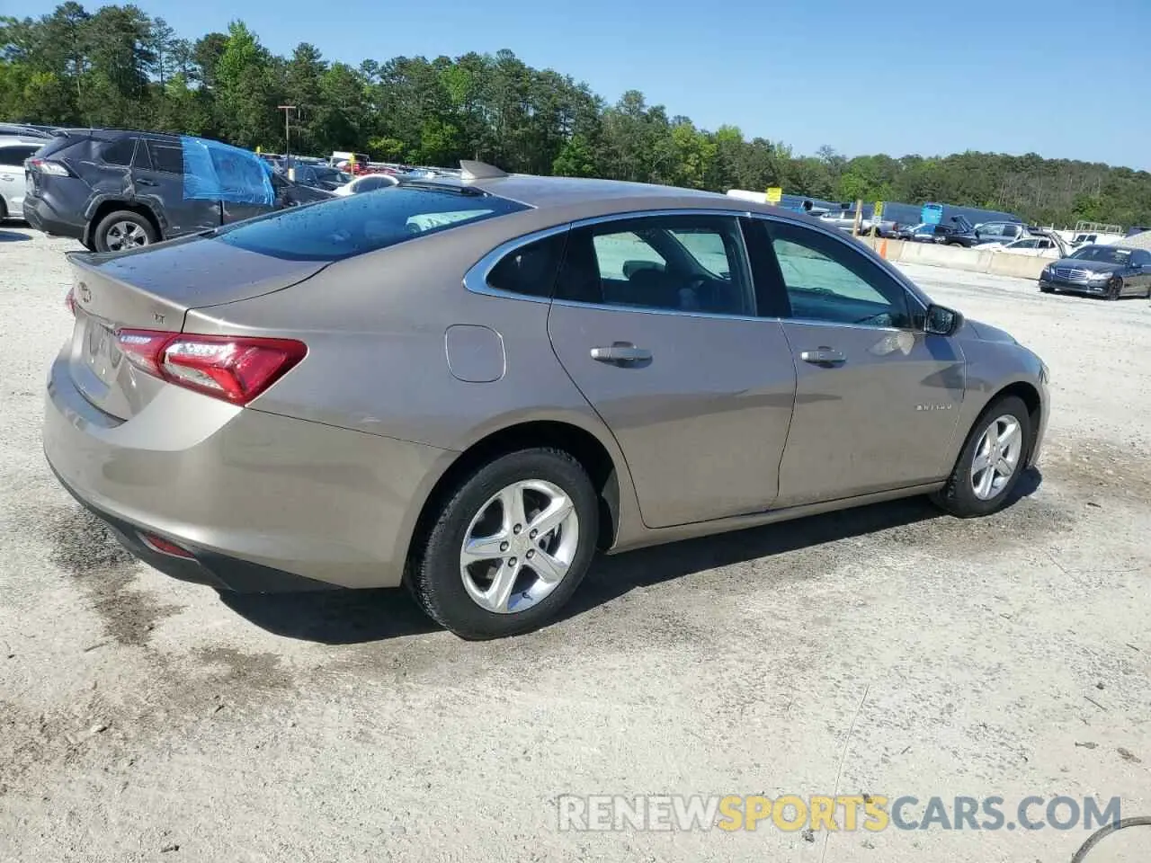 3 Photograph of a damaged car 1G1ZD5ST7NF123582 CHEVROLET MALIBU 2022