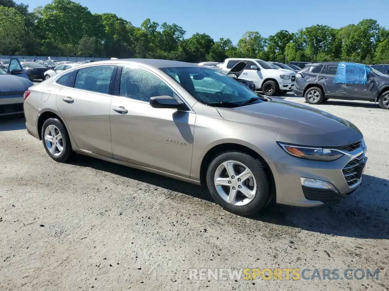 4 Photograph of a damaged car 1G1ZD5ST7NF123582 CHEVROLET MALIBU 2022