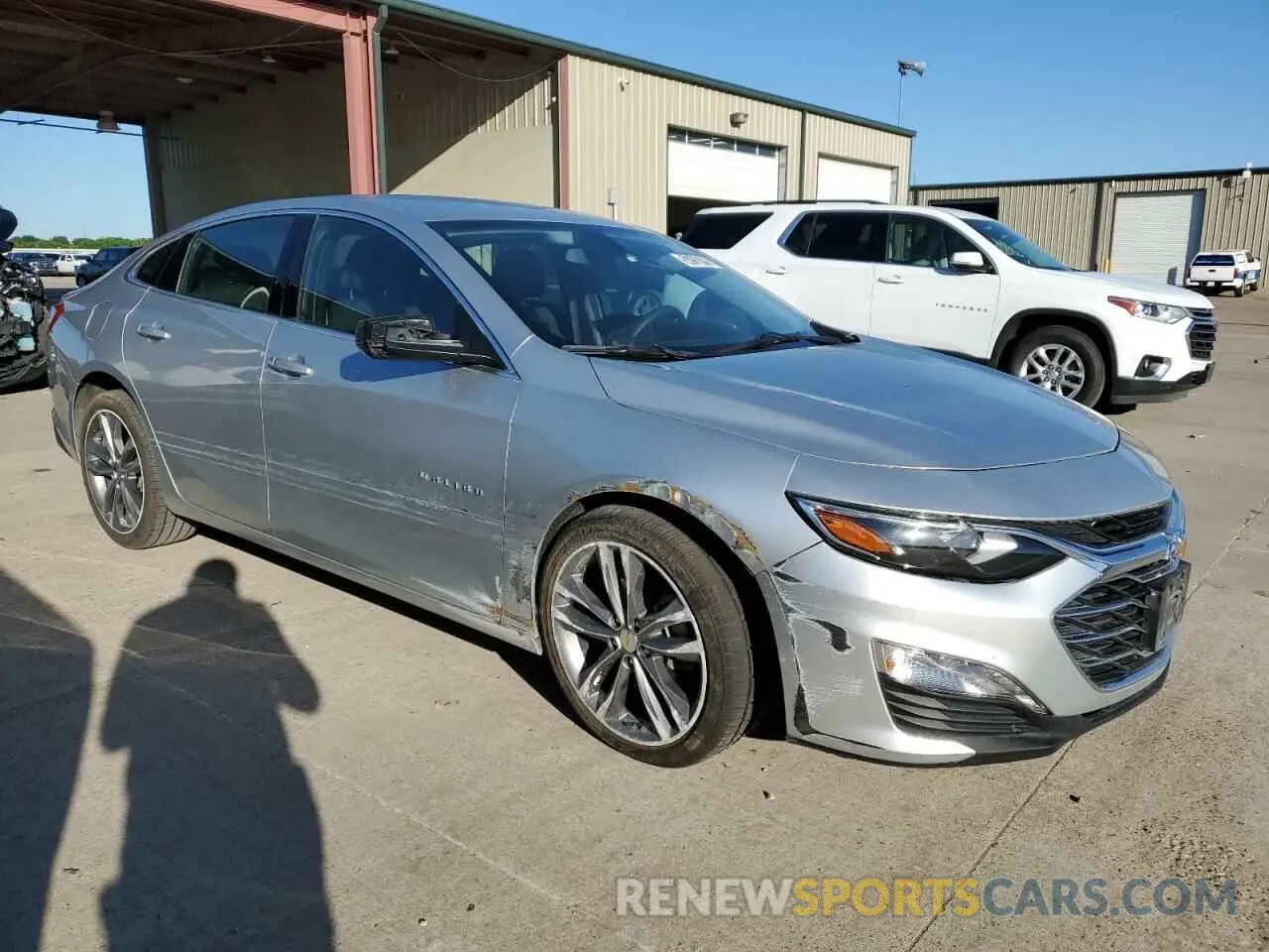 4 Фотография поврежденного автомобиля 1G1ZD5ST7NF136705 CHEVROLET MALIBU 2022