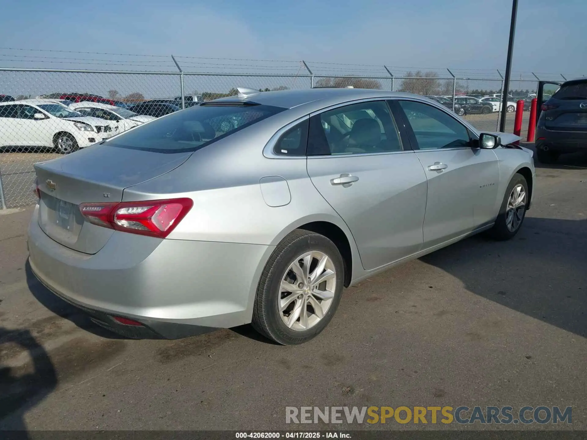 4 Фотография поврежденного автомобиля 1G1ZD5ST7NF142889 CHEVROLET MALIBU 2022