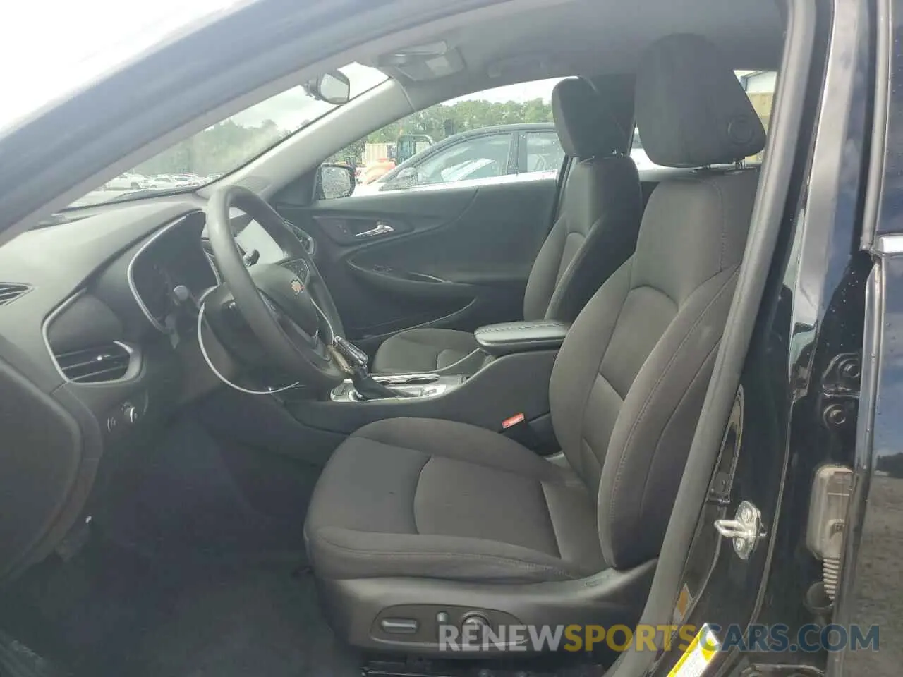 7 Photograph of a damaged car 1G1ZD5ST7NF158705 CHEVROLET MALIBU 2022