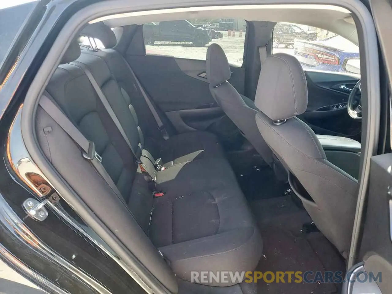 10 Photograph of a damaged car 1G1ZD5ST8NF110825 CHEVROLET MALIBU 2022