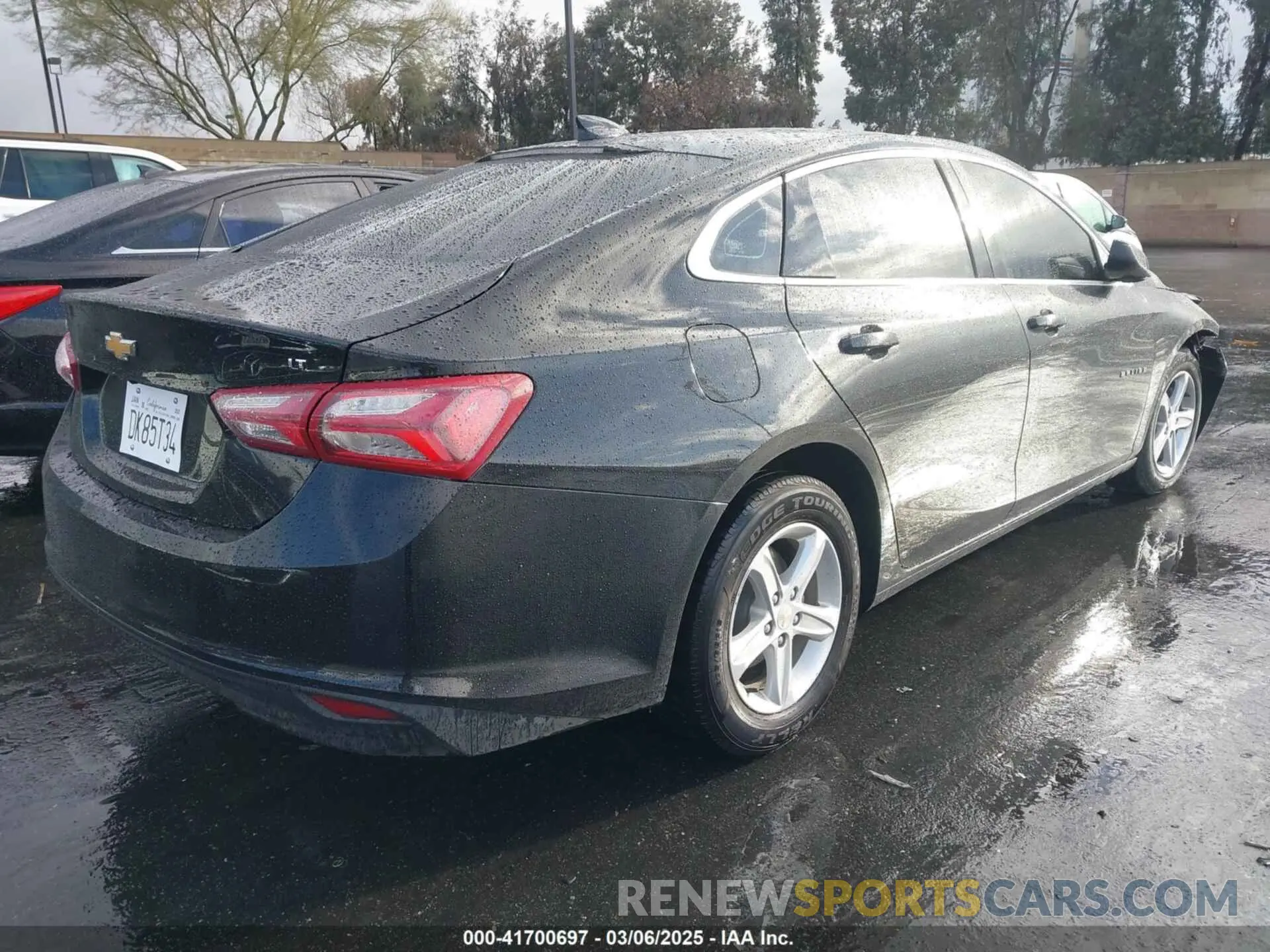 4 Фотография поврежденного автомобиля 1G1ZD5ST8NF175707 CHEVROLET MALIBU 2022