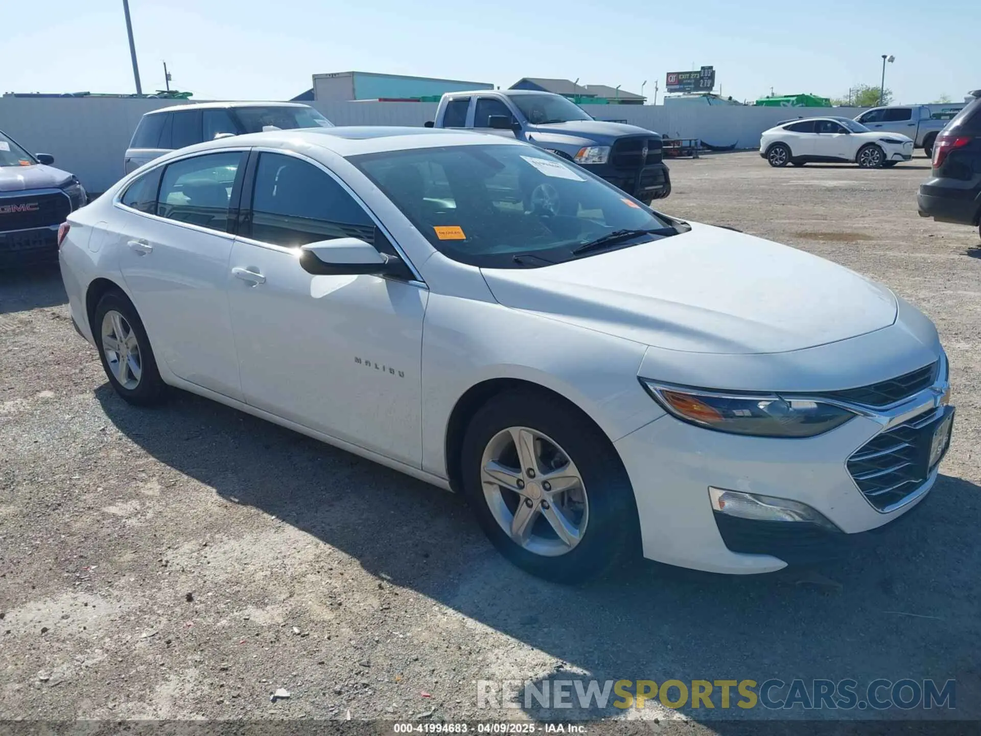 1 Photograph of a damaged car 1G1ZD5ST8NF179269 CHEVROLET MALIBU 2022